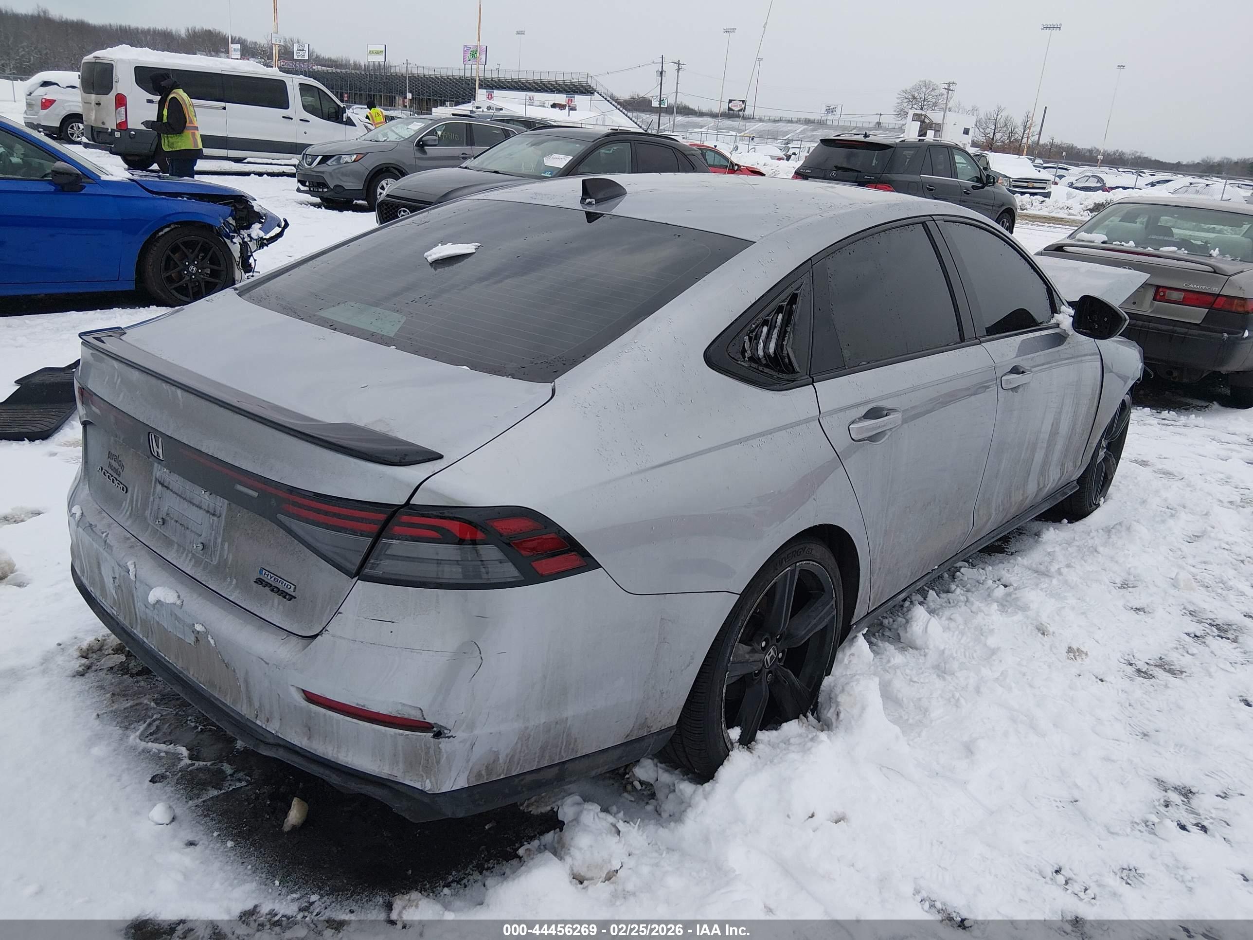 HONDA ACCORD image 4