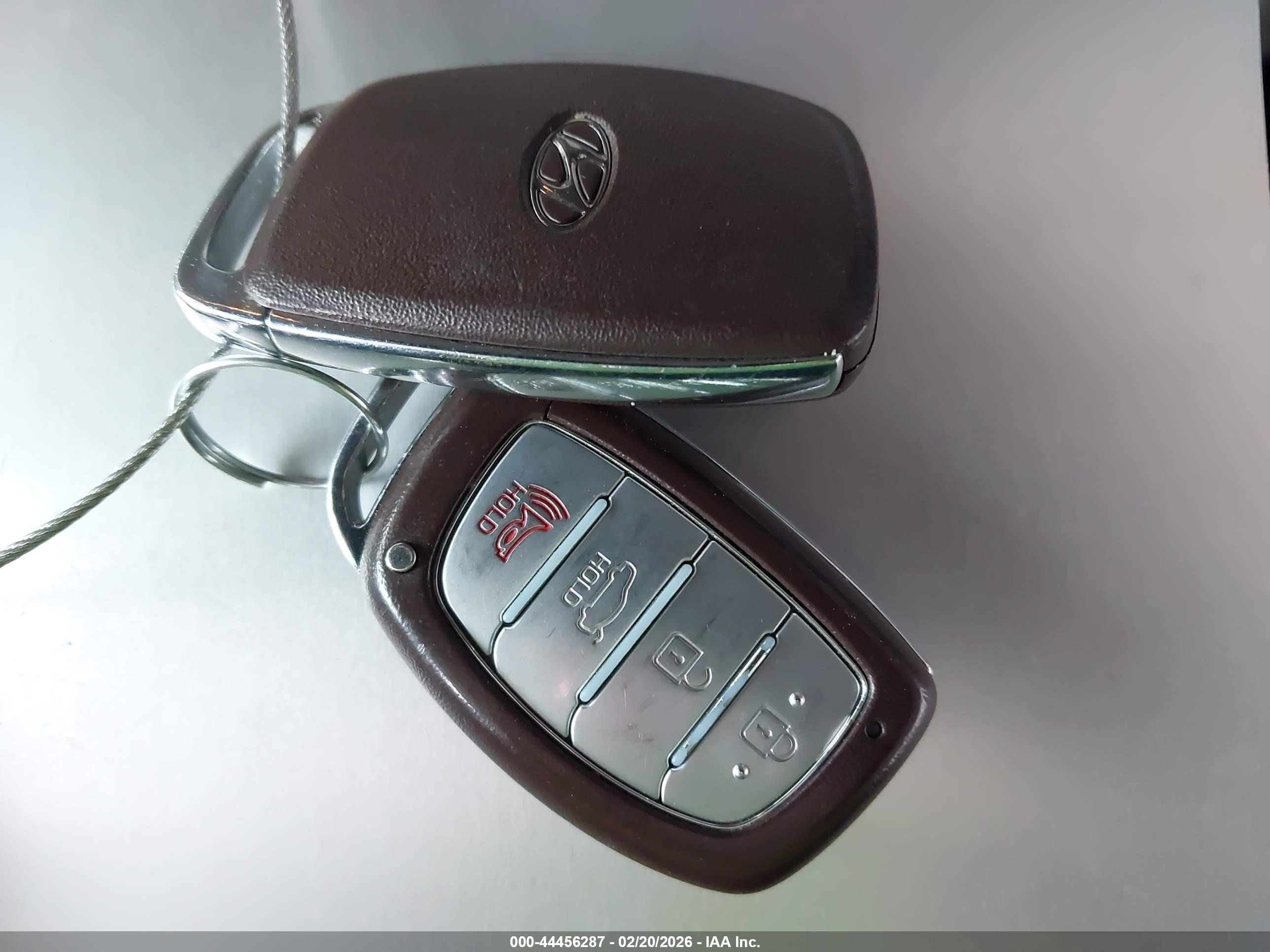 HYUNDAI SONATA image 11