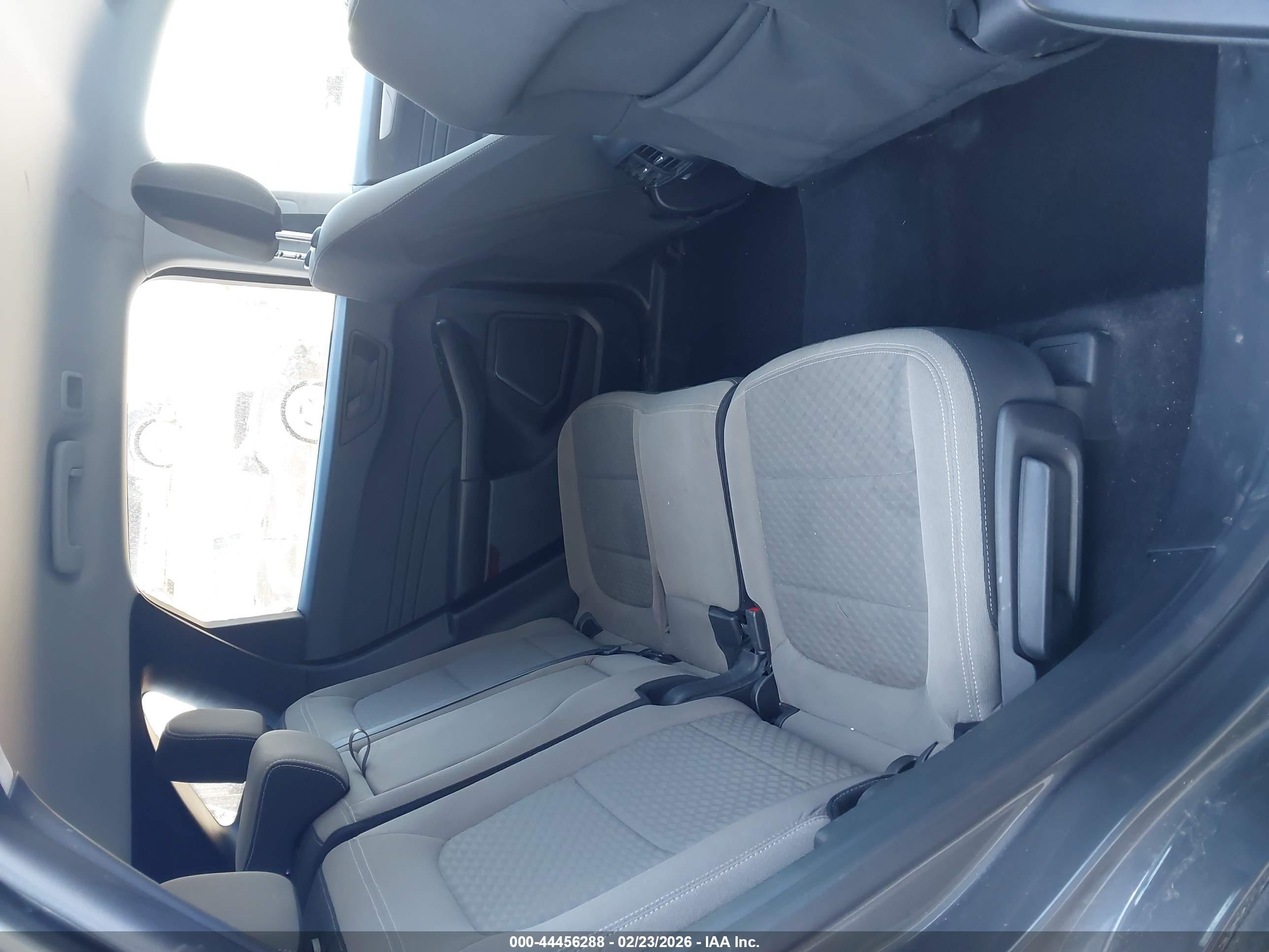 FORD ESCAPE image 8