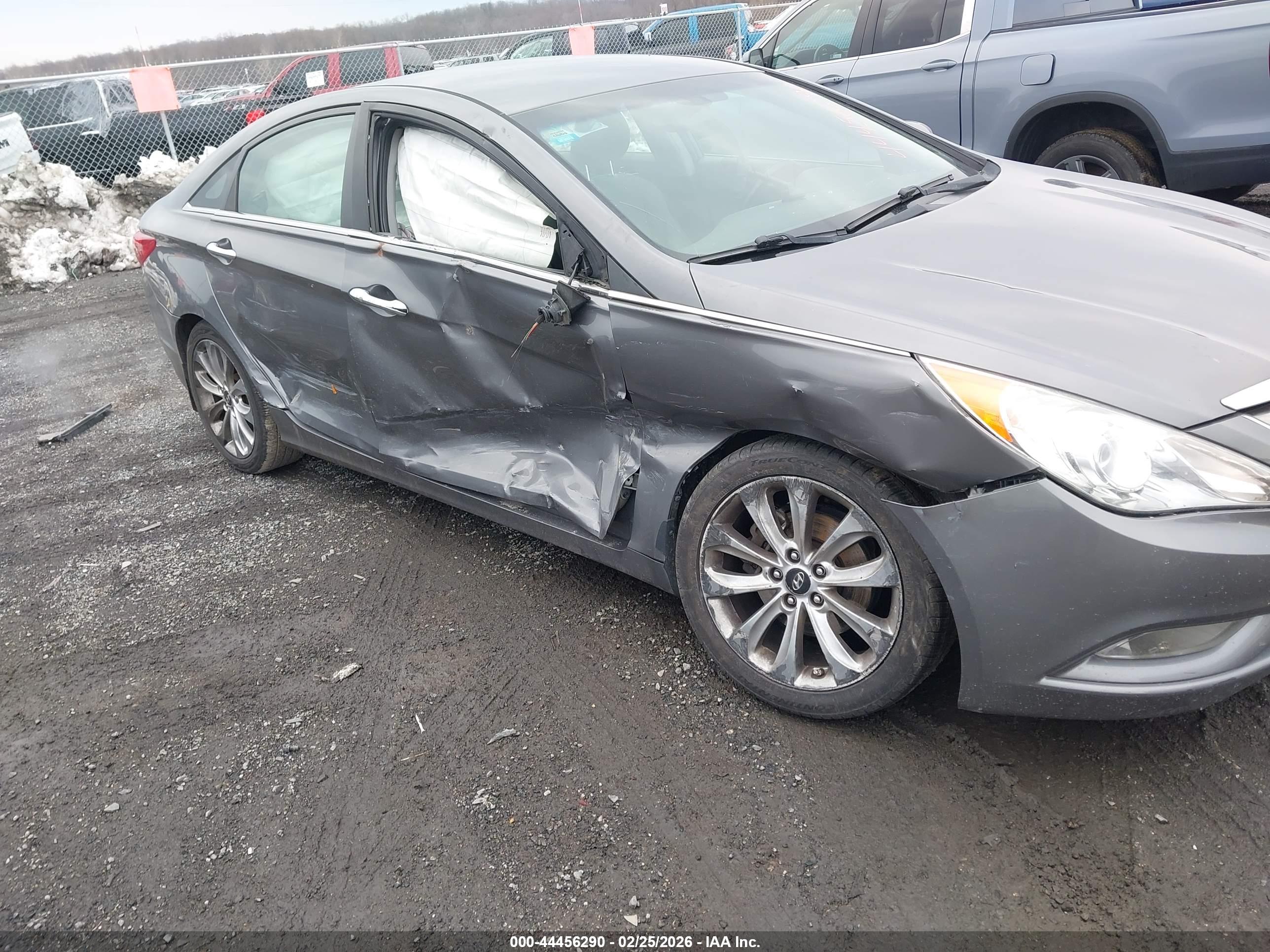 HYUNDAI SONATA image 6