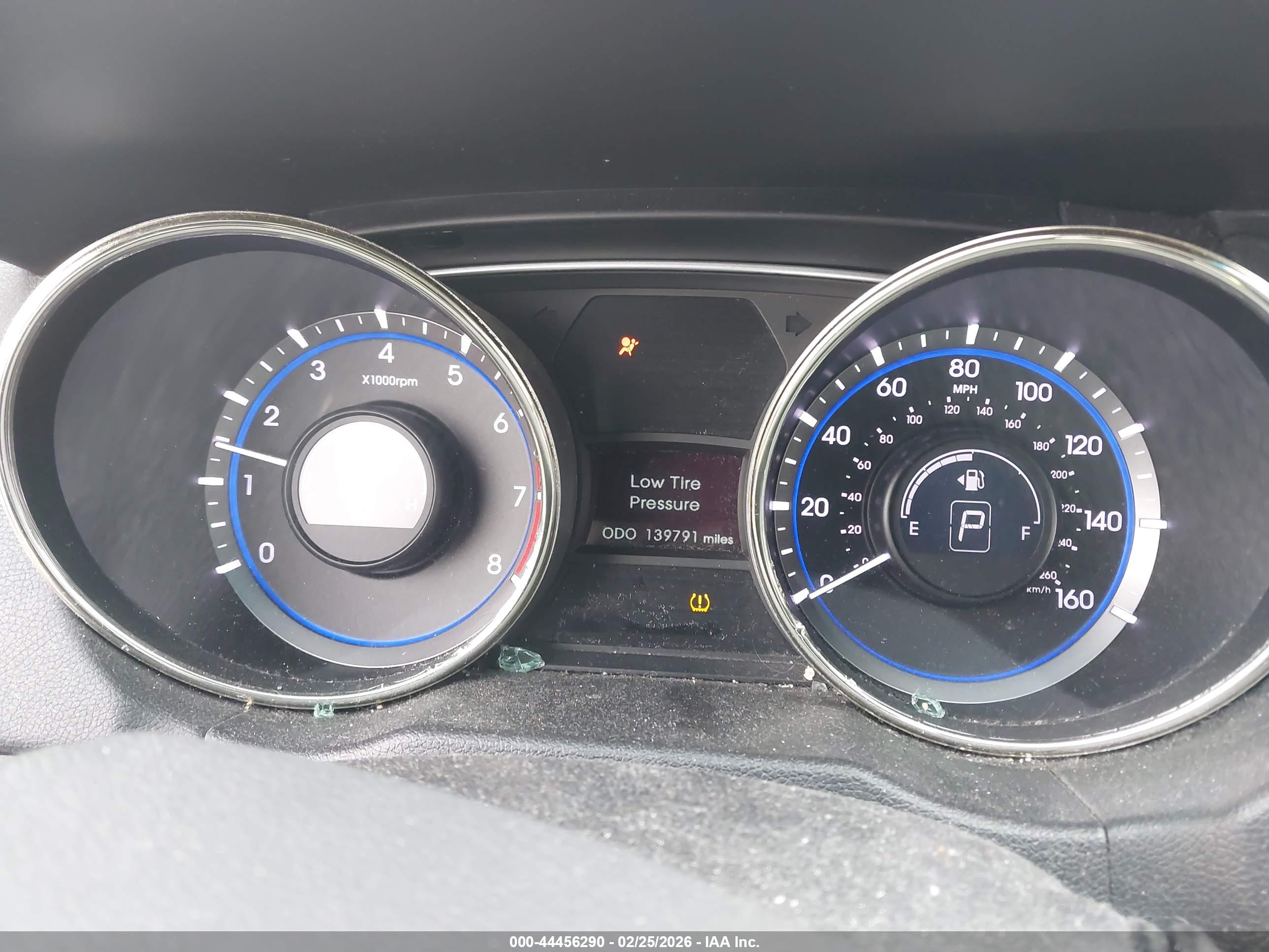 HYUNDAI SONATA image 7