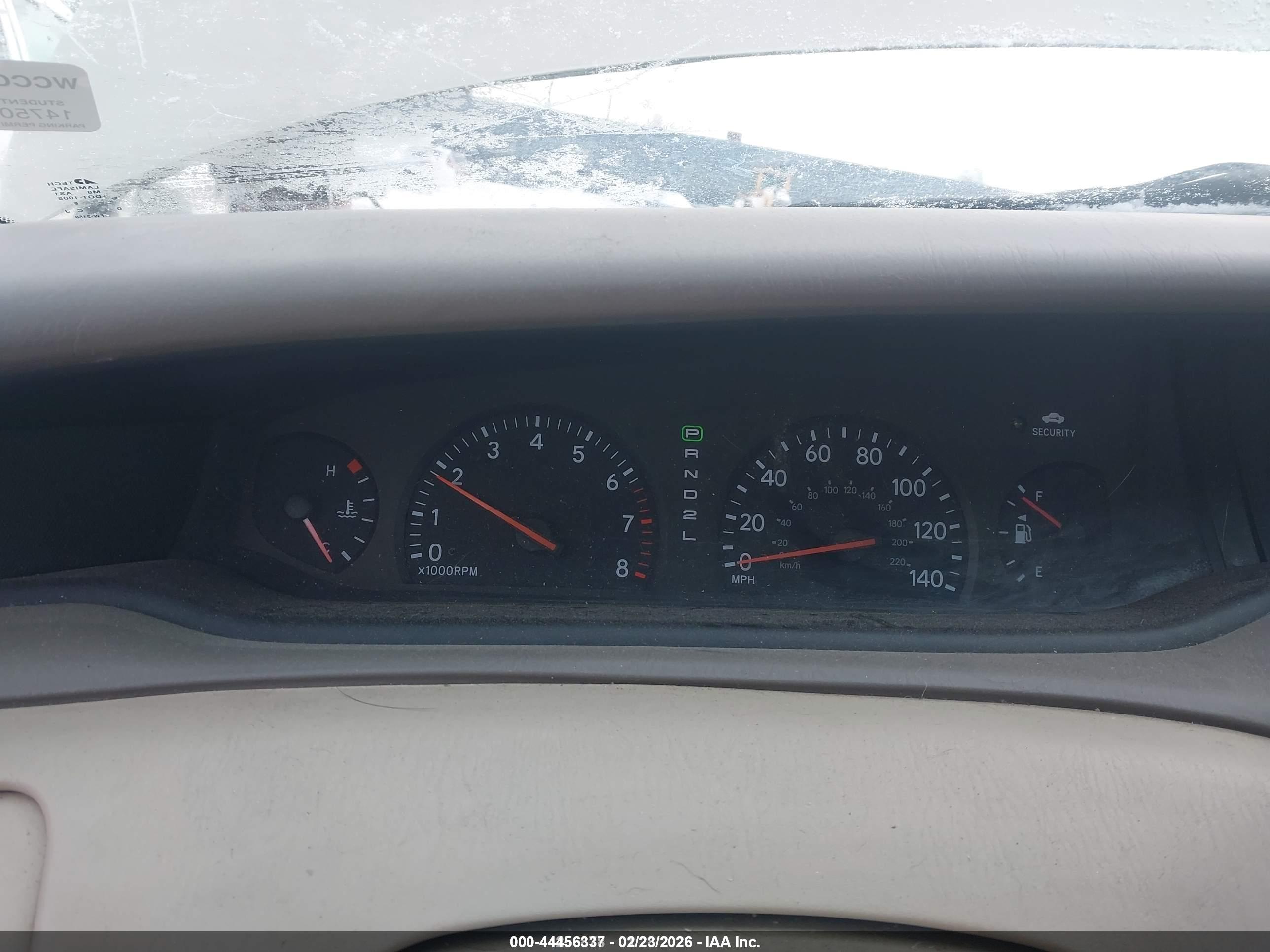 TOYOTA AVALON image 7