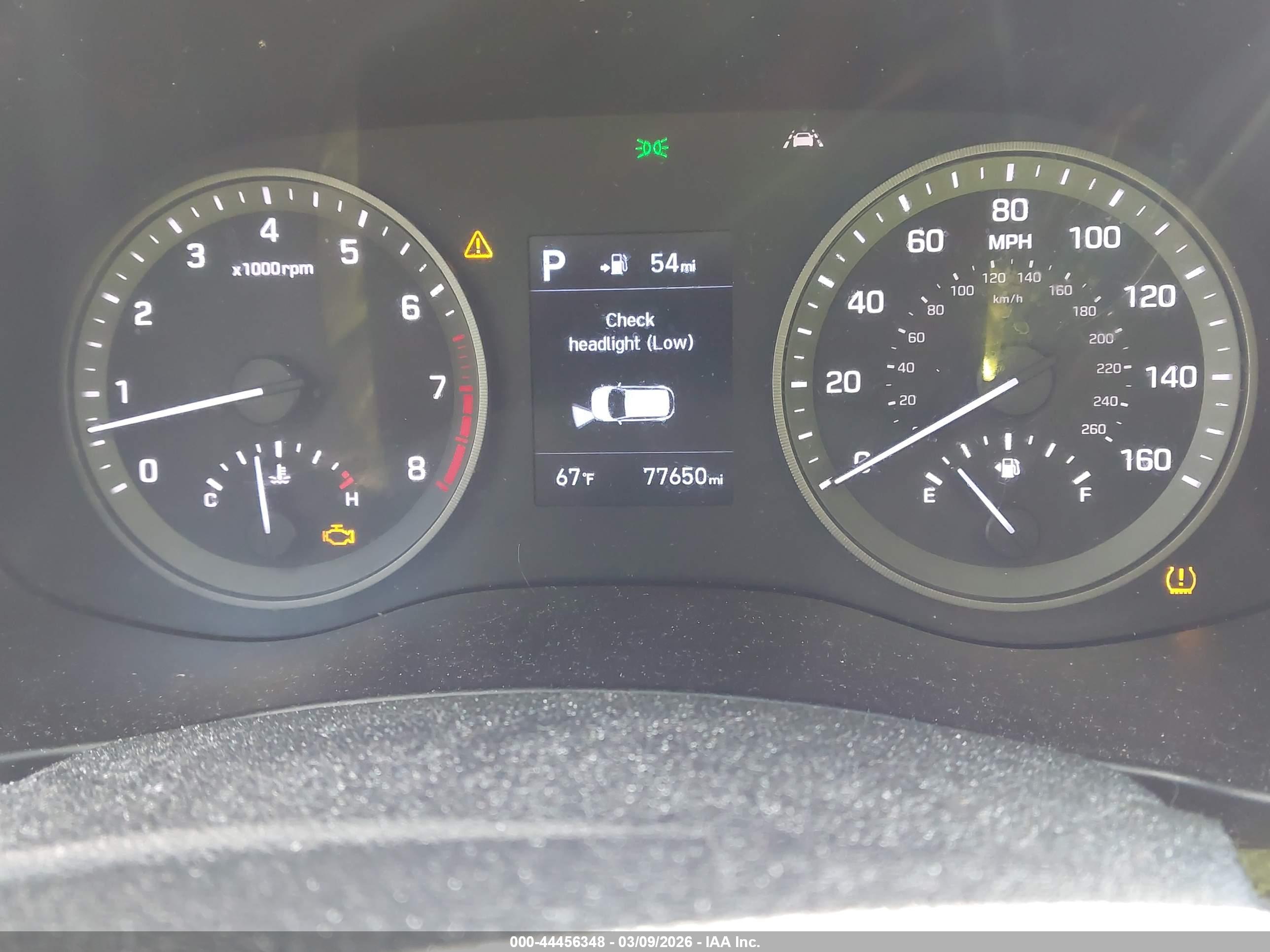 HYUNDAI TUCSON image 7