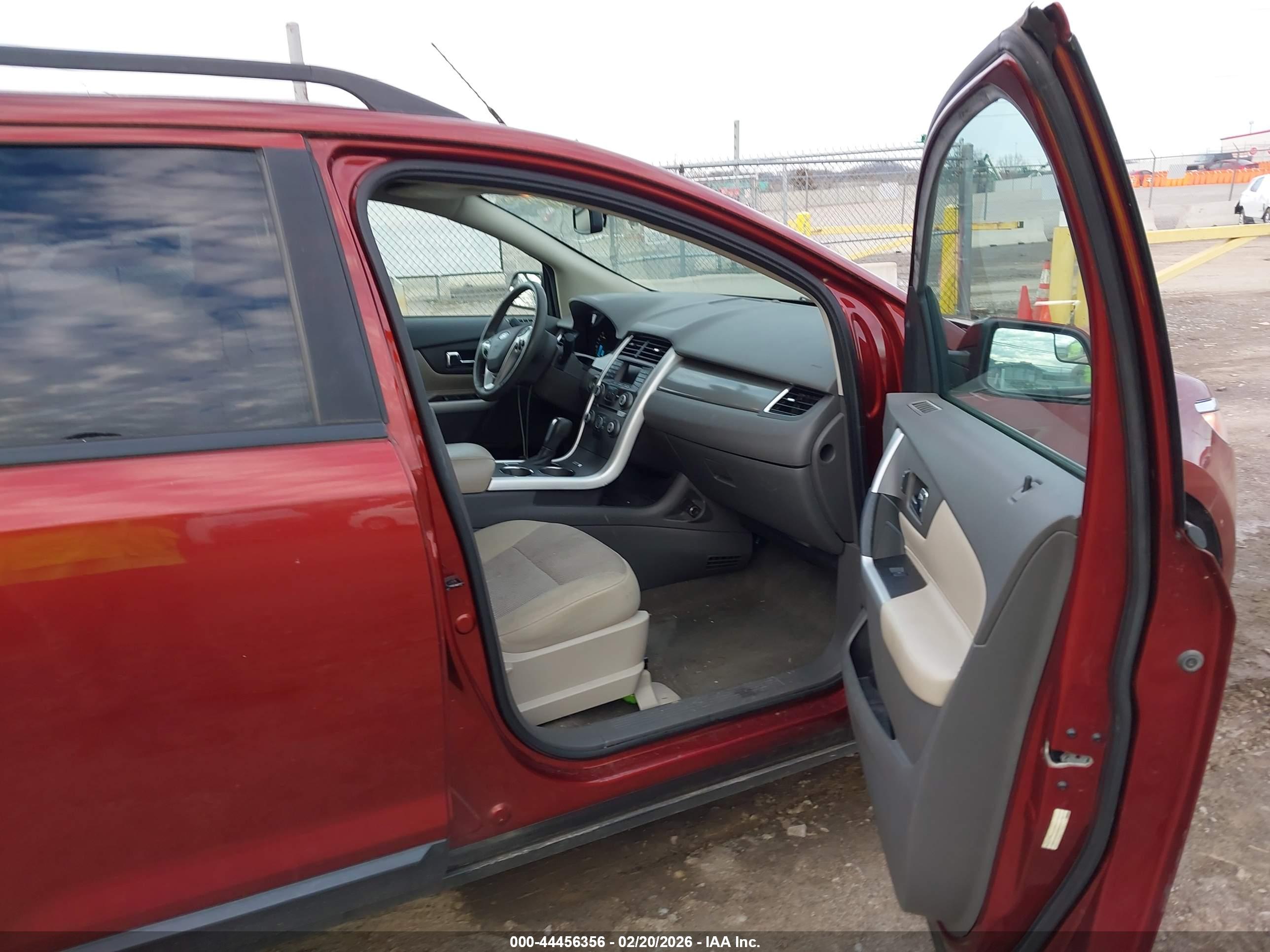 FORD EDGE image 5