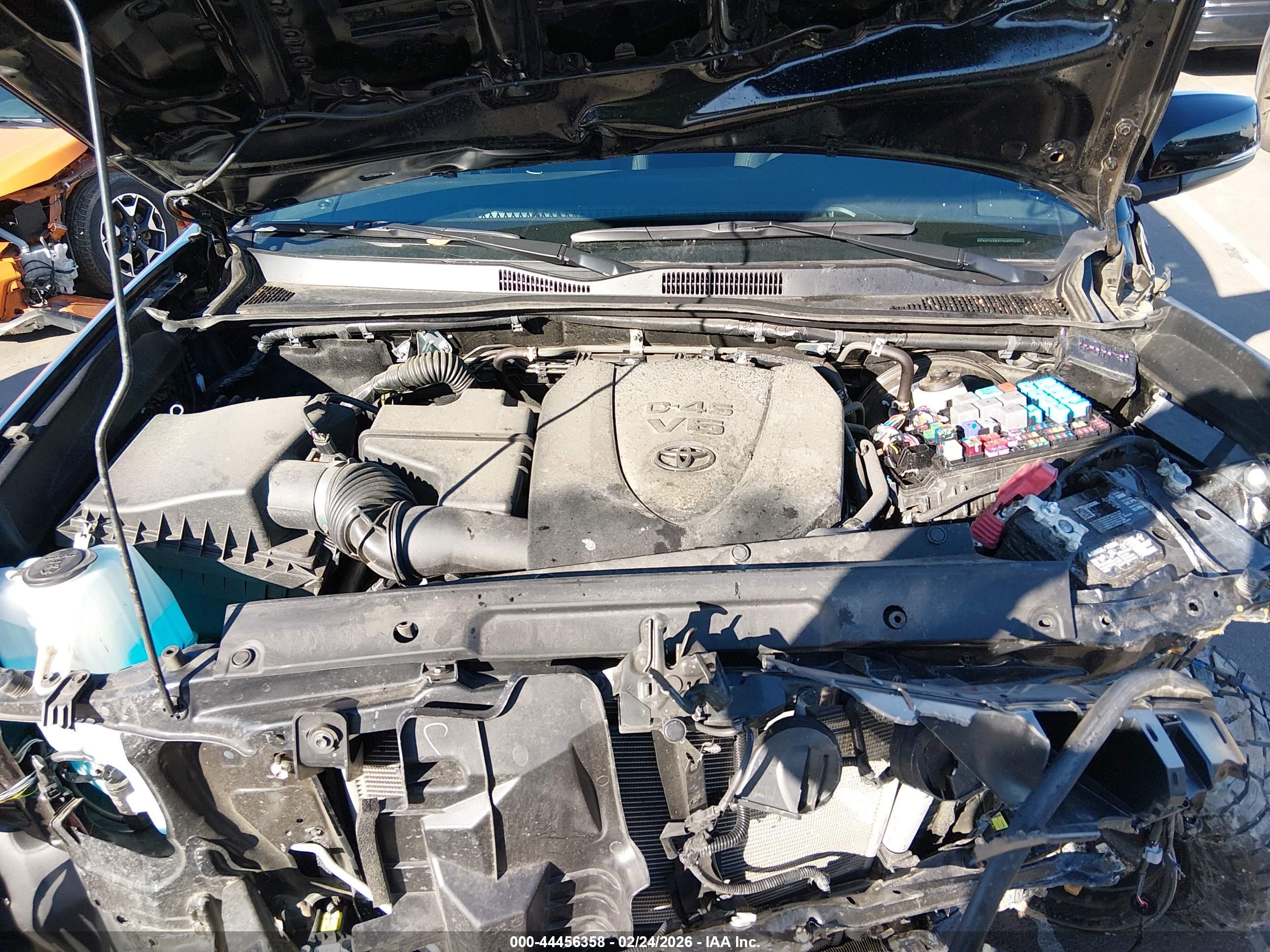 TOYOTA TACOMA image 10