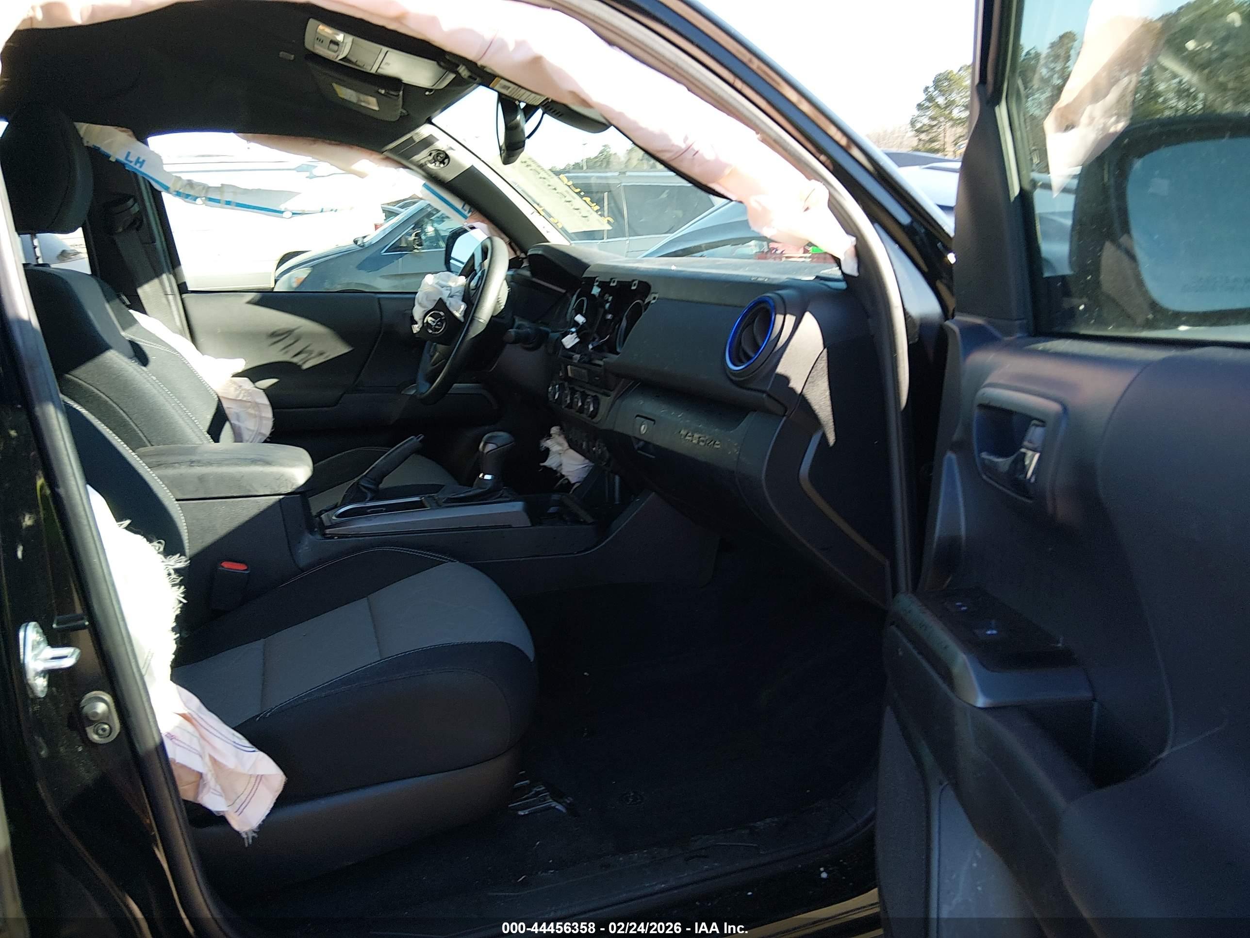 TOYOTA TACOMA image 5