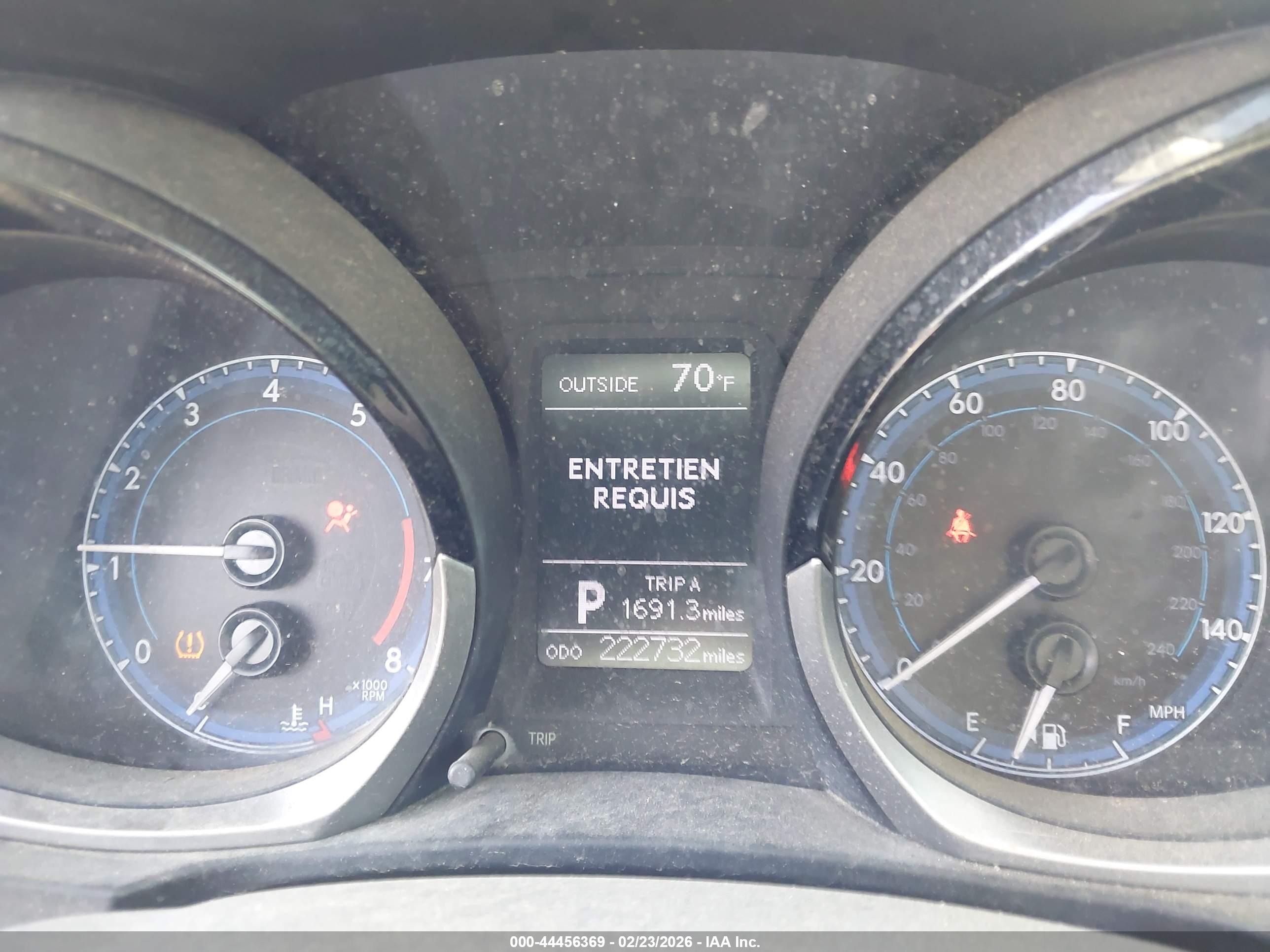 TOYOTA COROLLA image 7