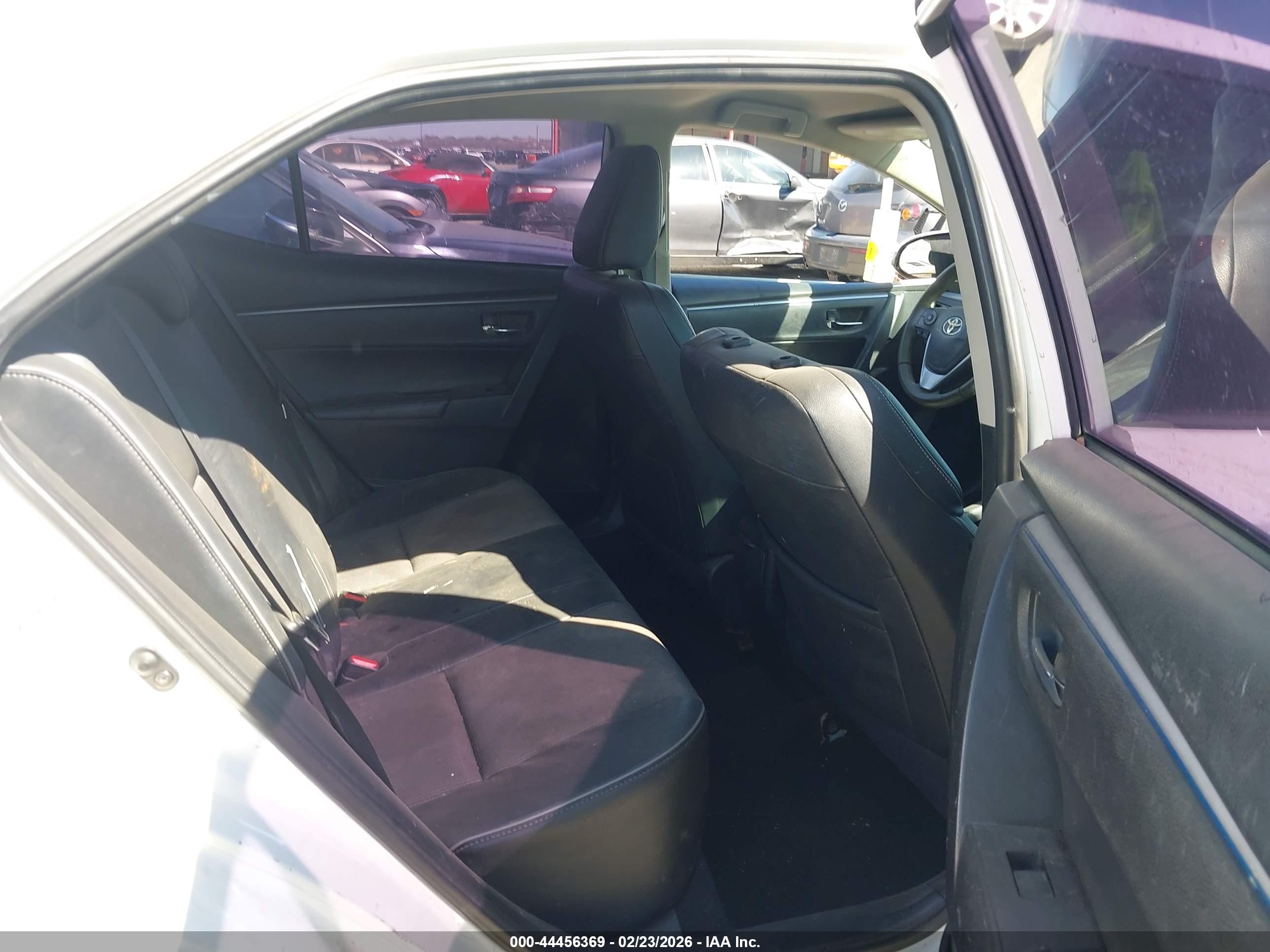 TOYOTA COROLLA image 8
