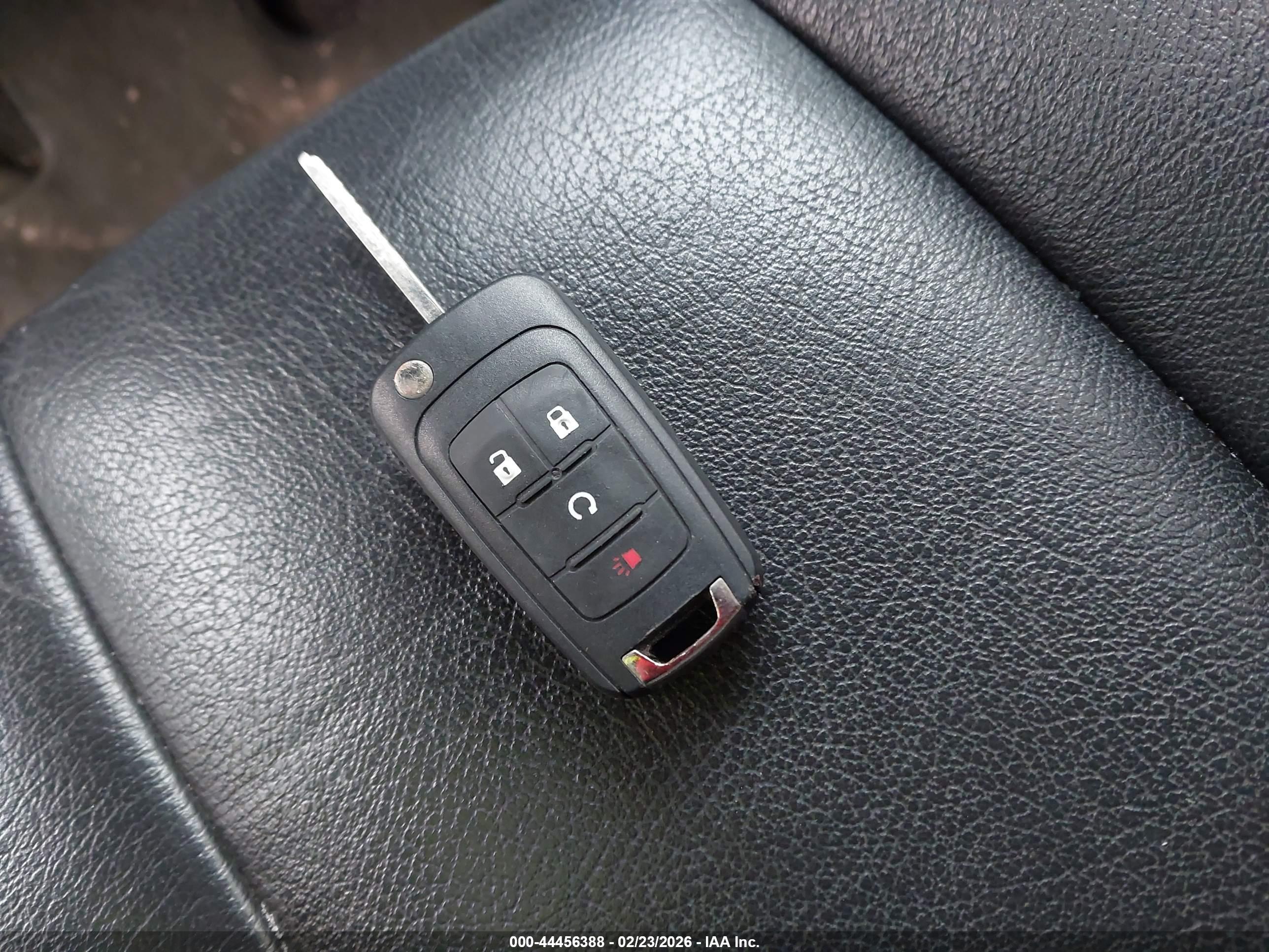 CHEVROLET EQUINOX image 11