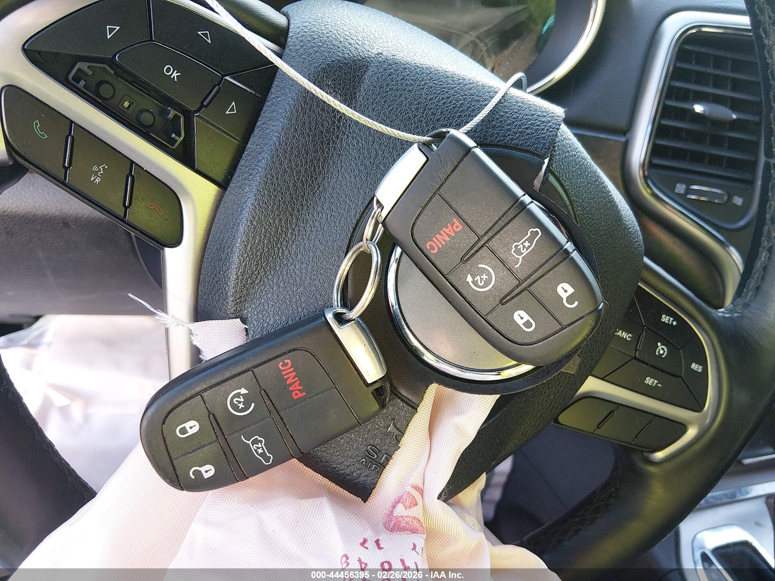 JEEP GRAND image 11