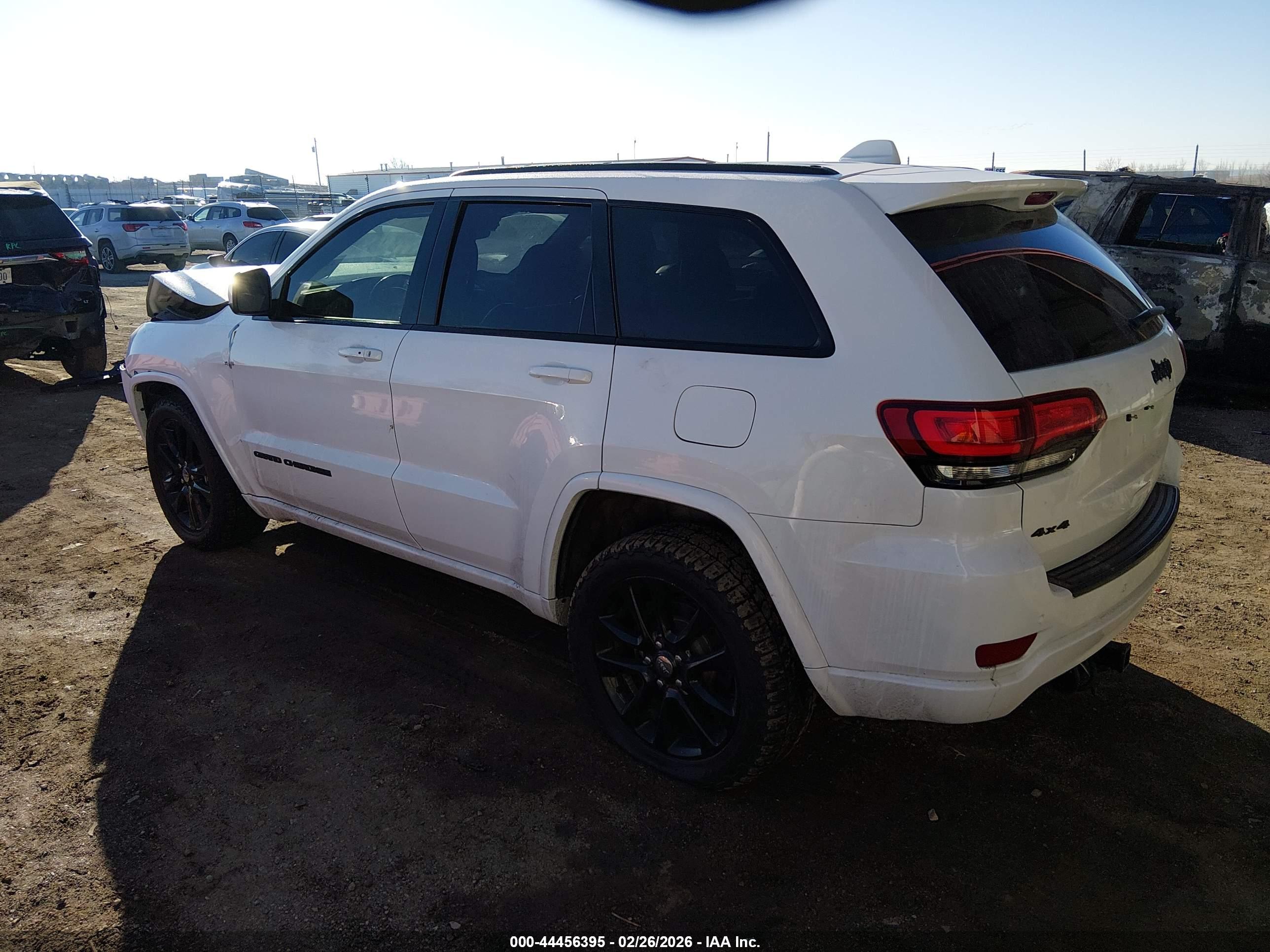 JEEP GRAND image 3