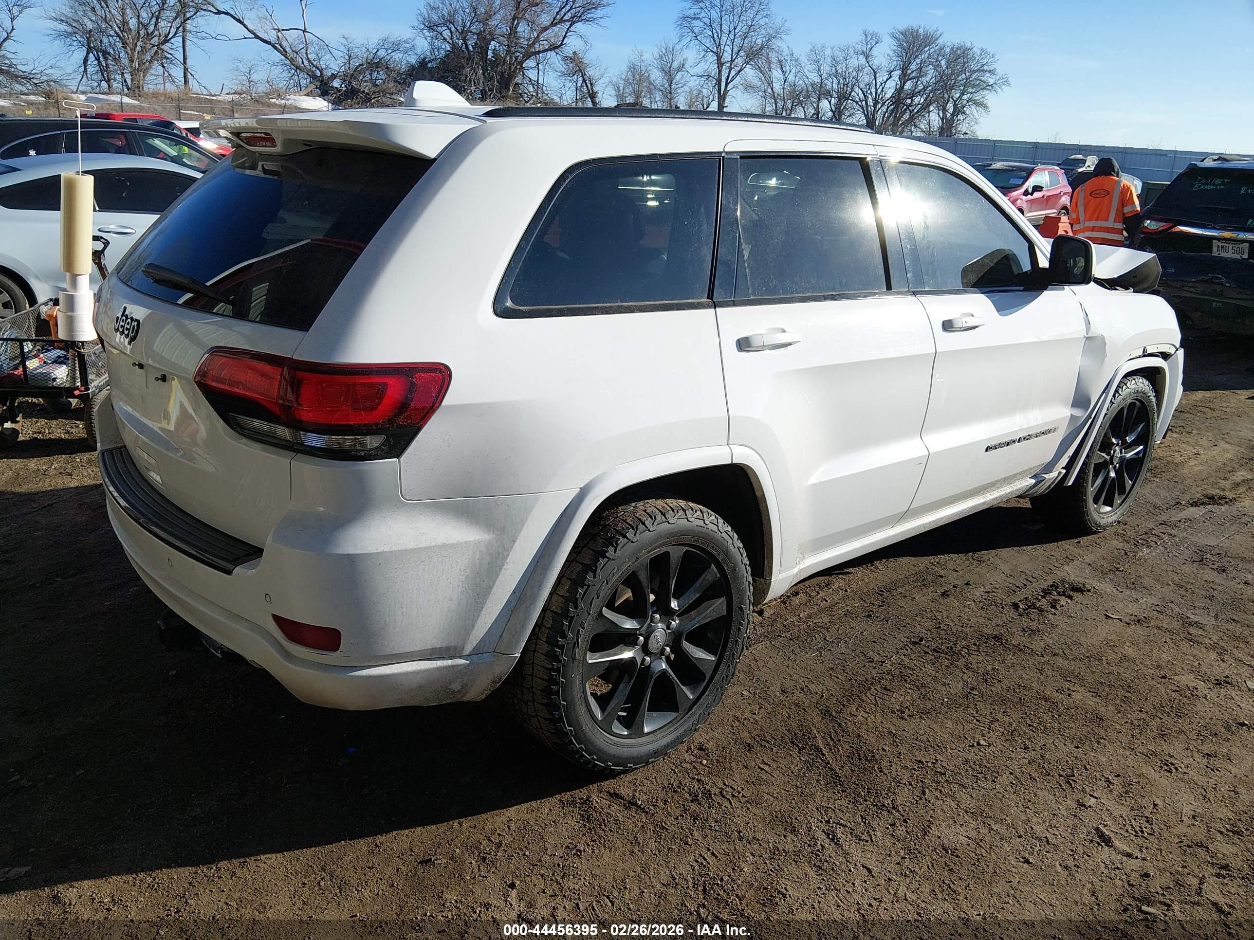 JEEP GRAND image 4