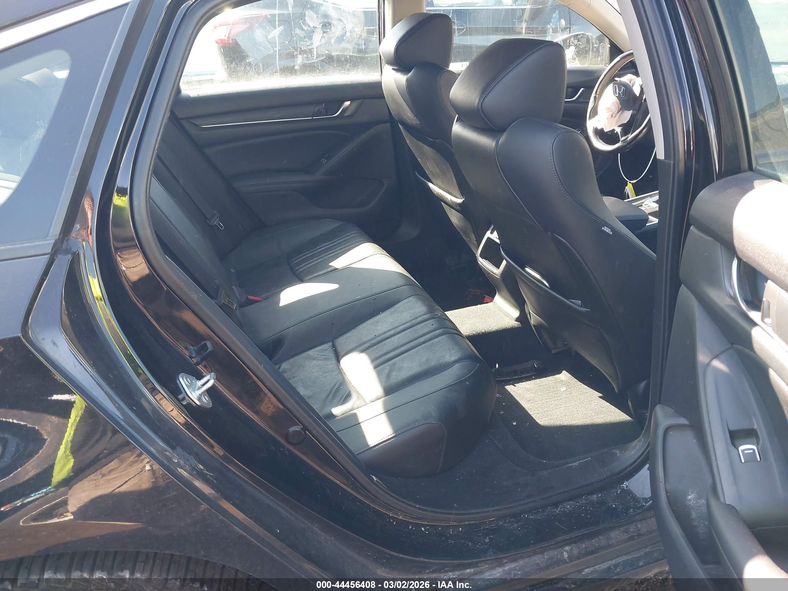 HONDA ACCORD image 8