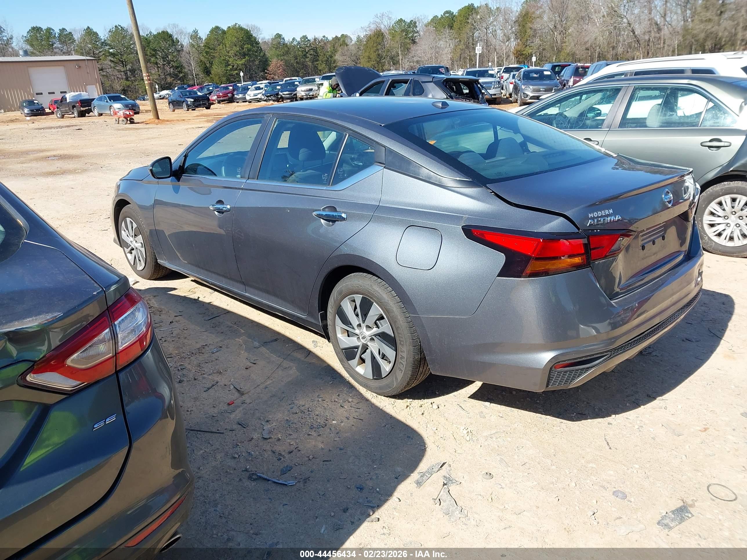 NISSAN ALTIMA image 3