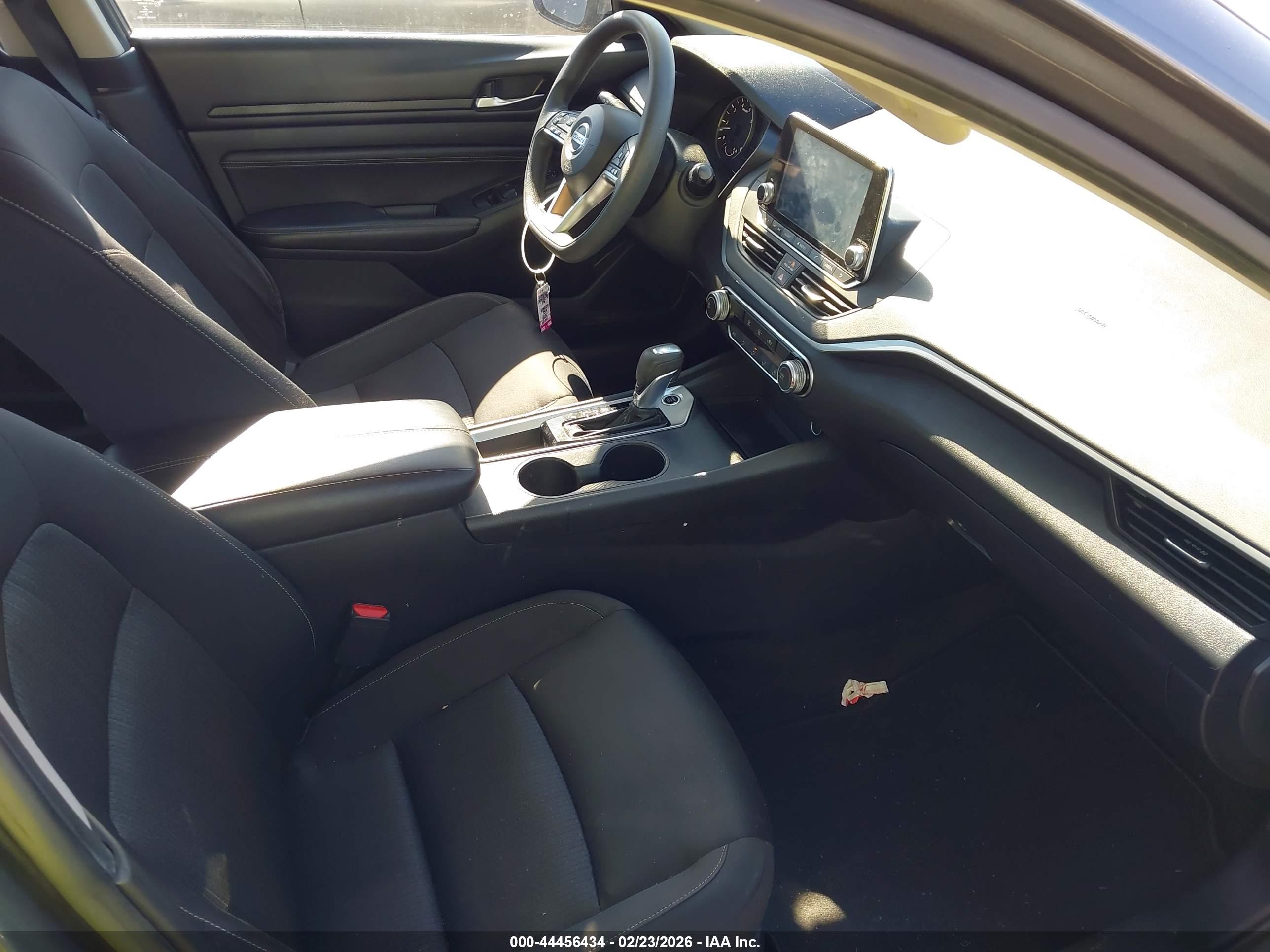 NISSAN ALTIMA image 5