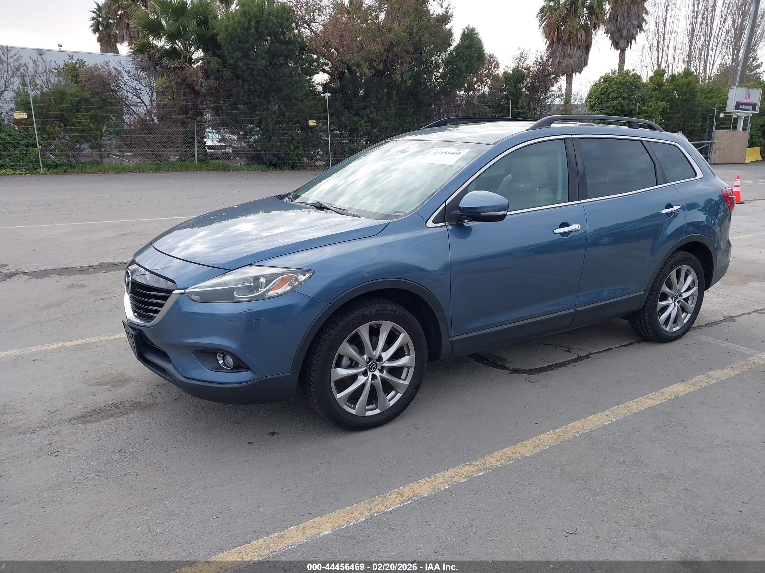 MAZDA CX-9 image 2