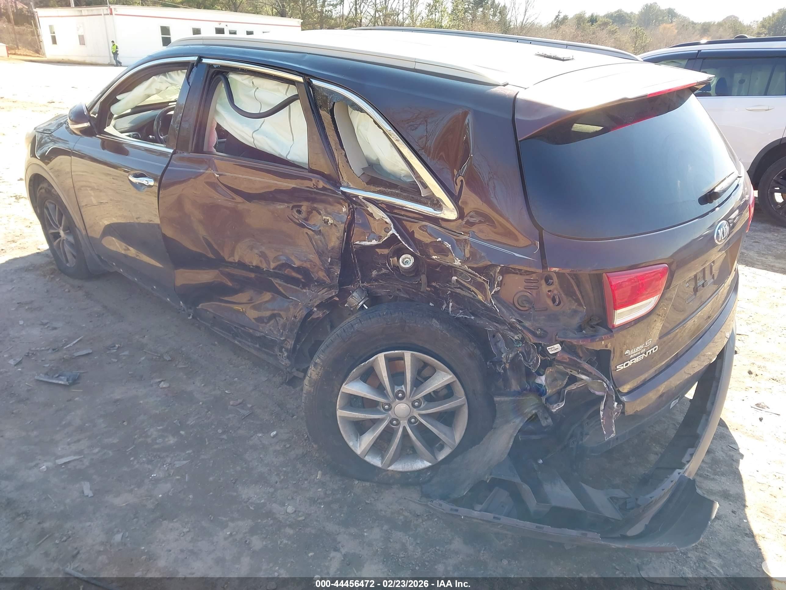 KIA SORENTO image 3
