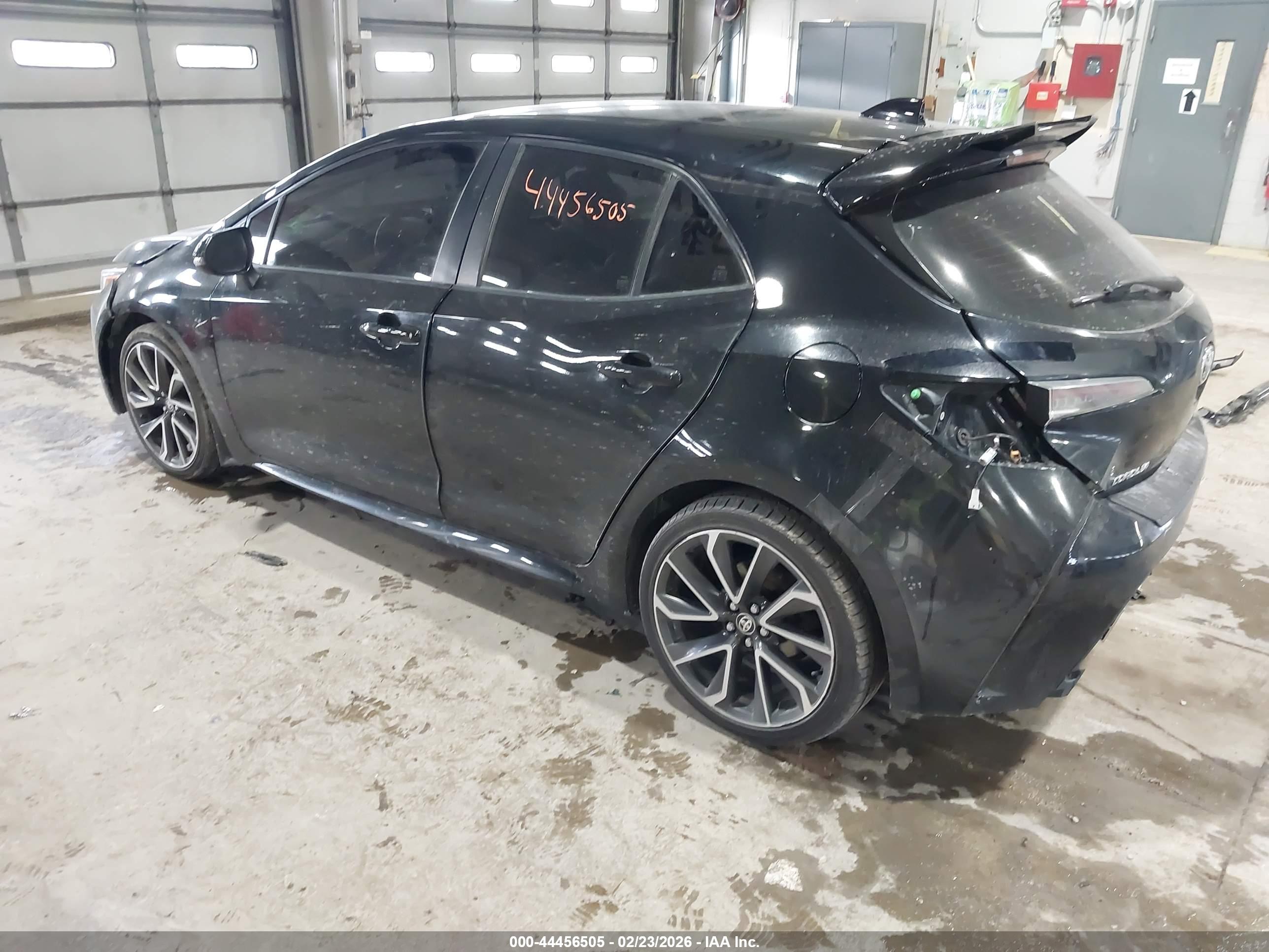 TOYOTA COROLLA image 3
