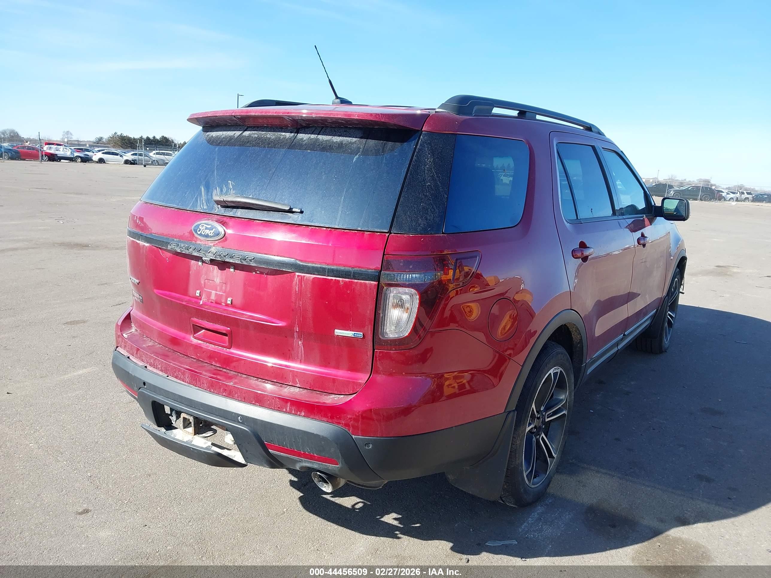 FORD EXPLORER image 4