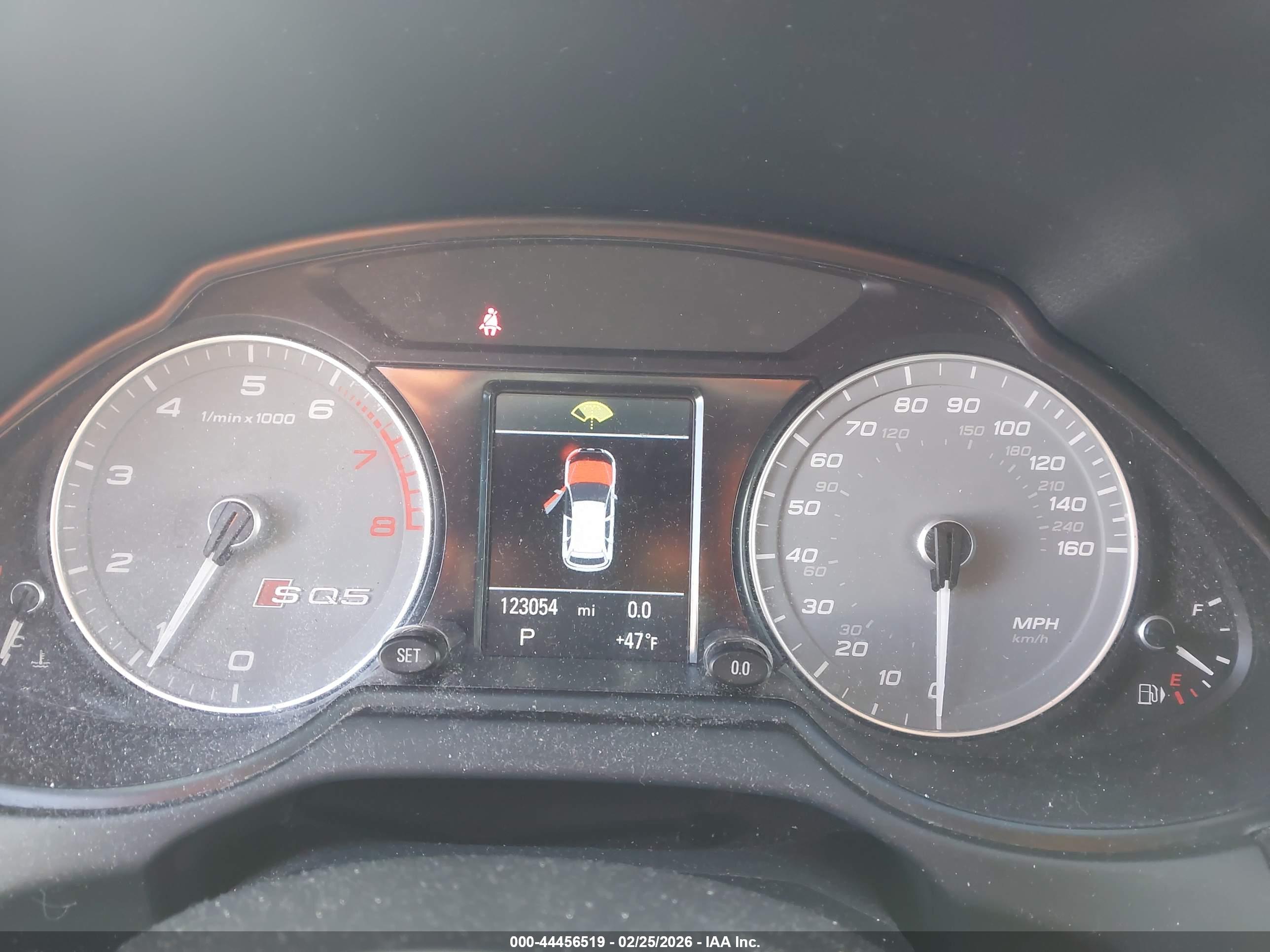 AUDI SQ5 image 7