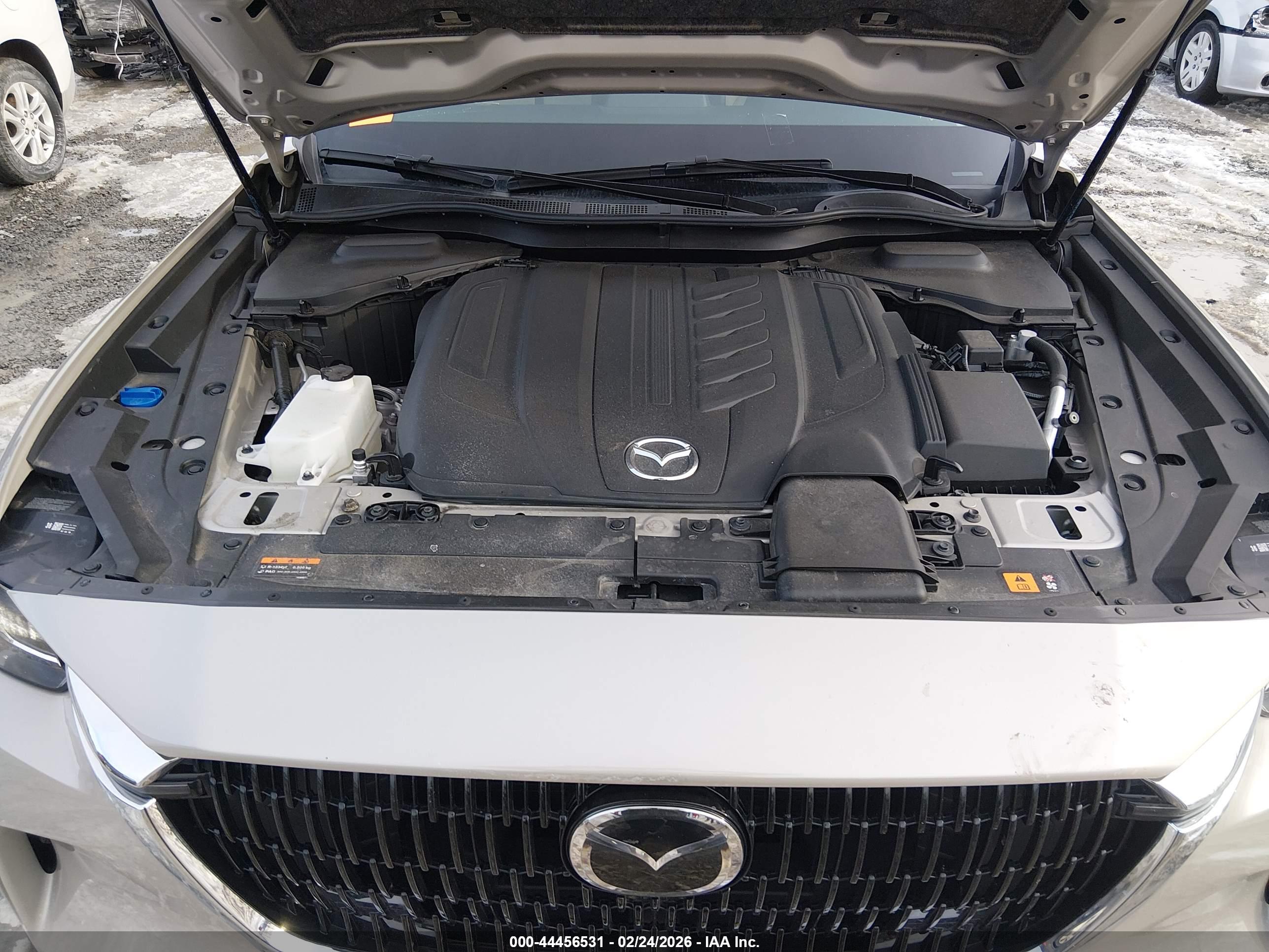 MAZDA CX-90 image 10