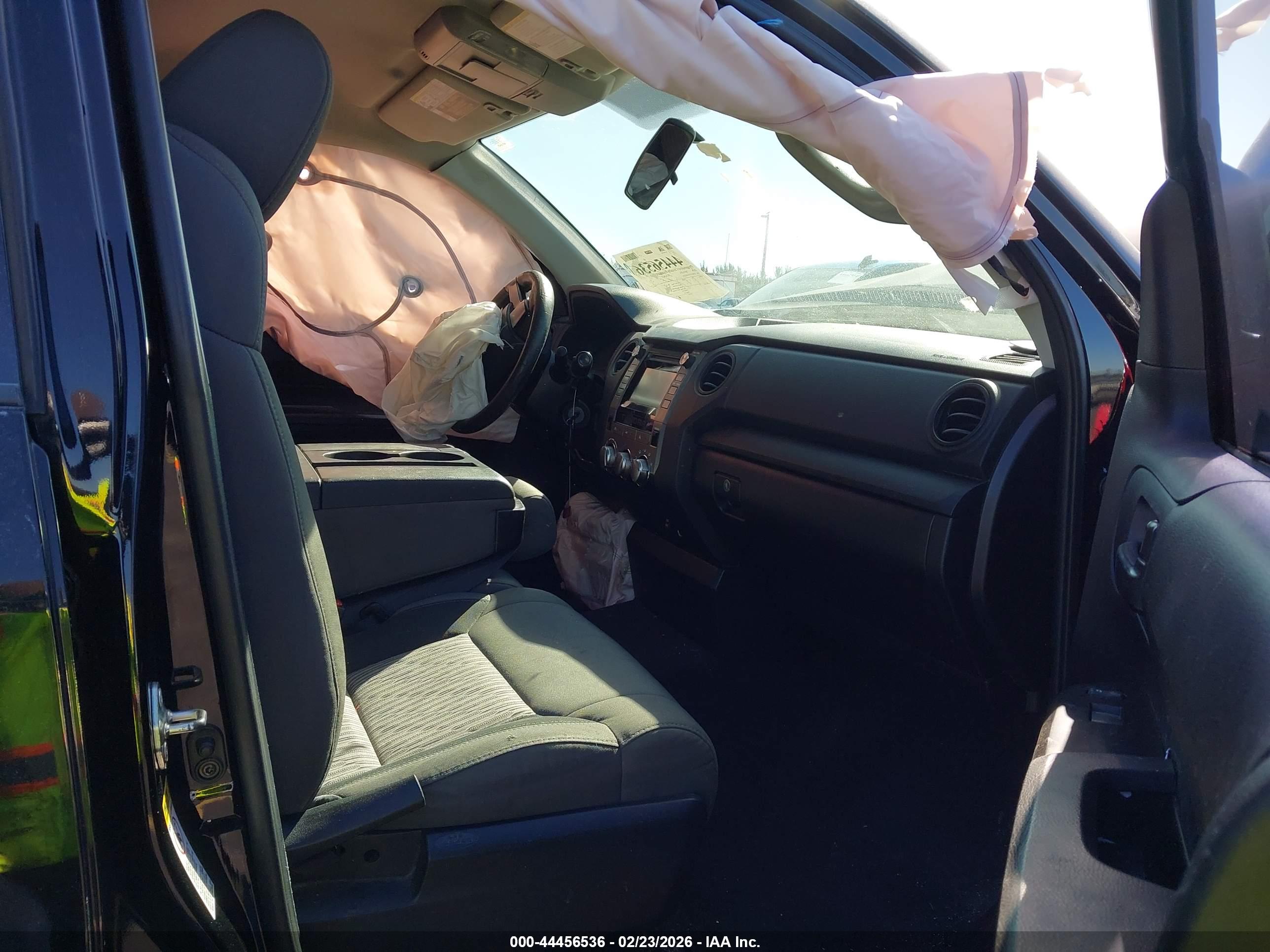TOYOTA TUNDRA image 5