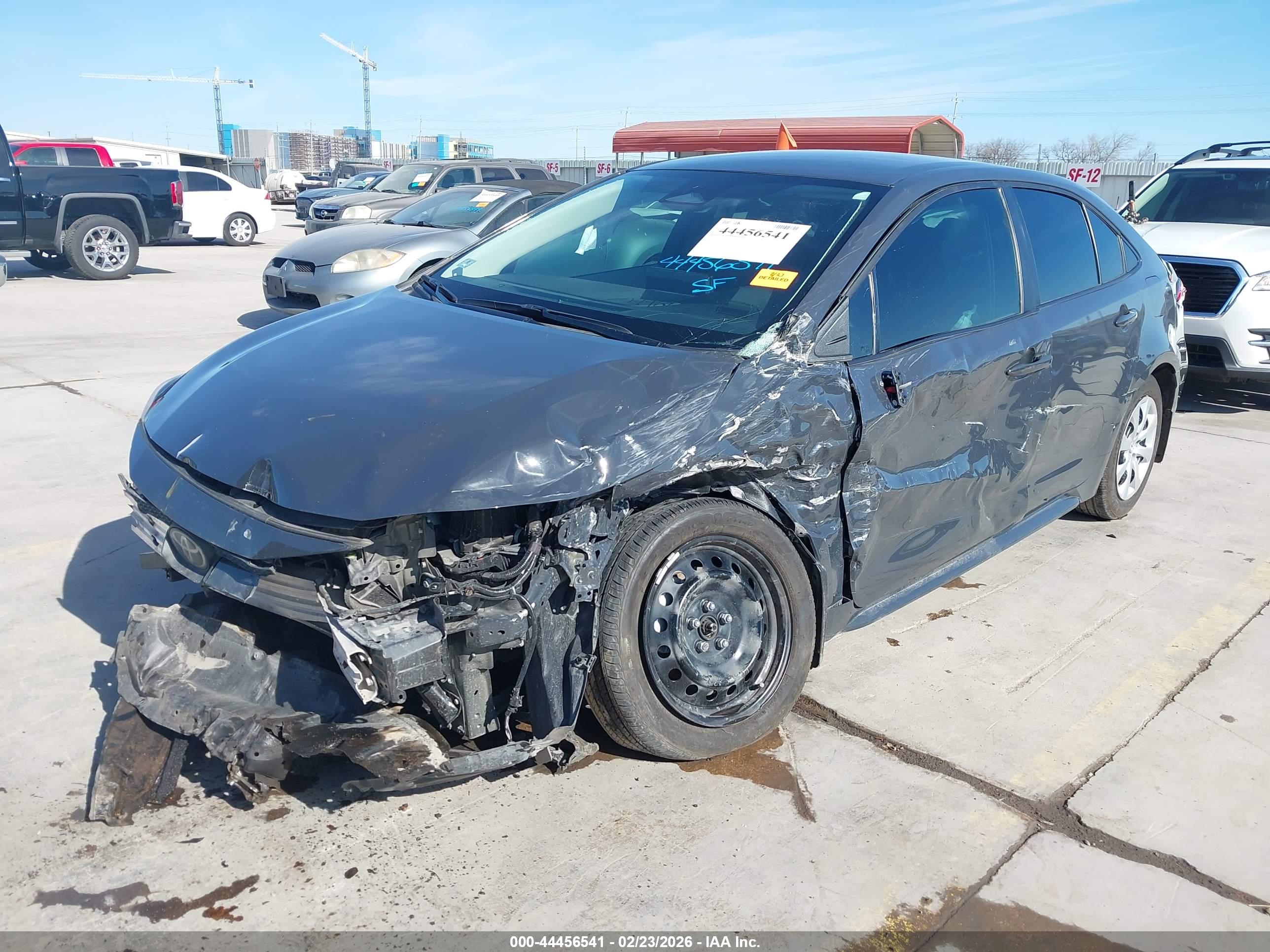 TOYOTA COROLLA image 2
