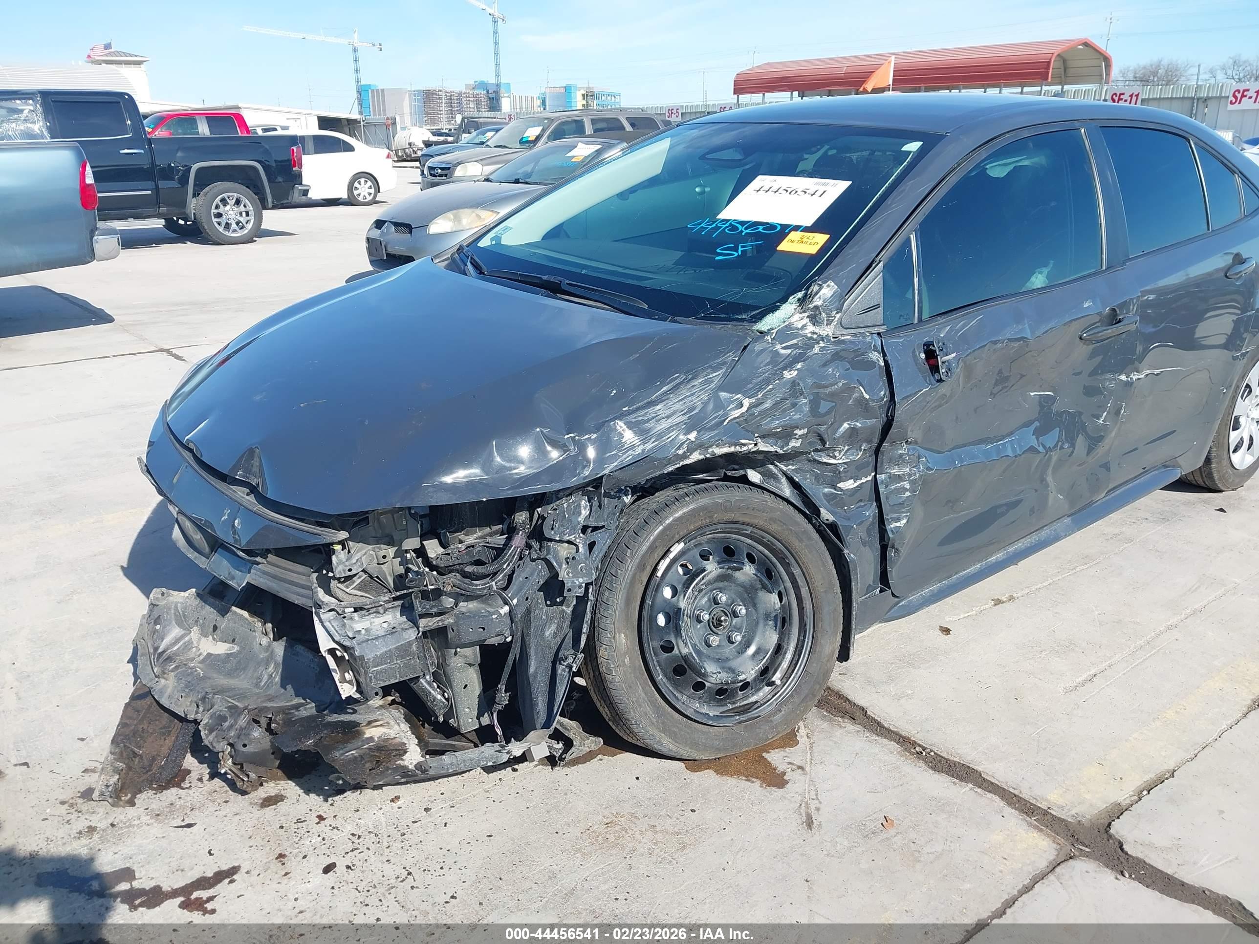 TOYOTA COROLLA image 6