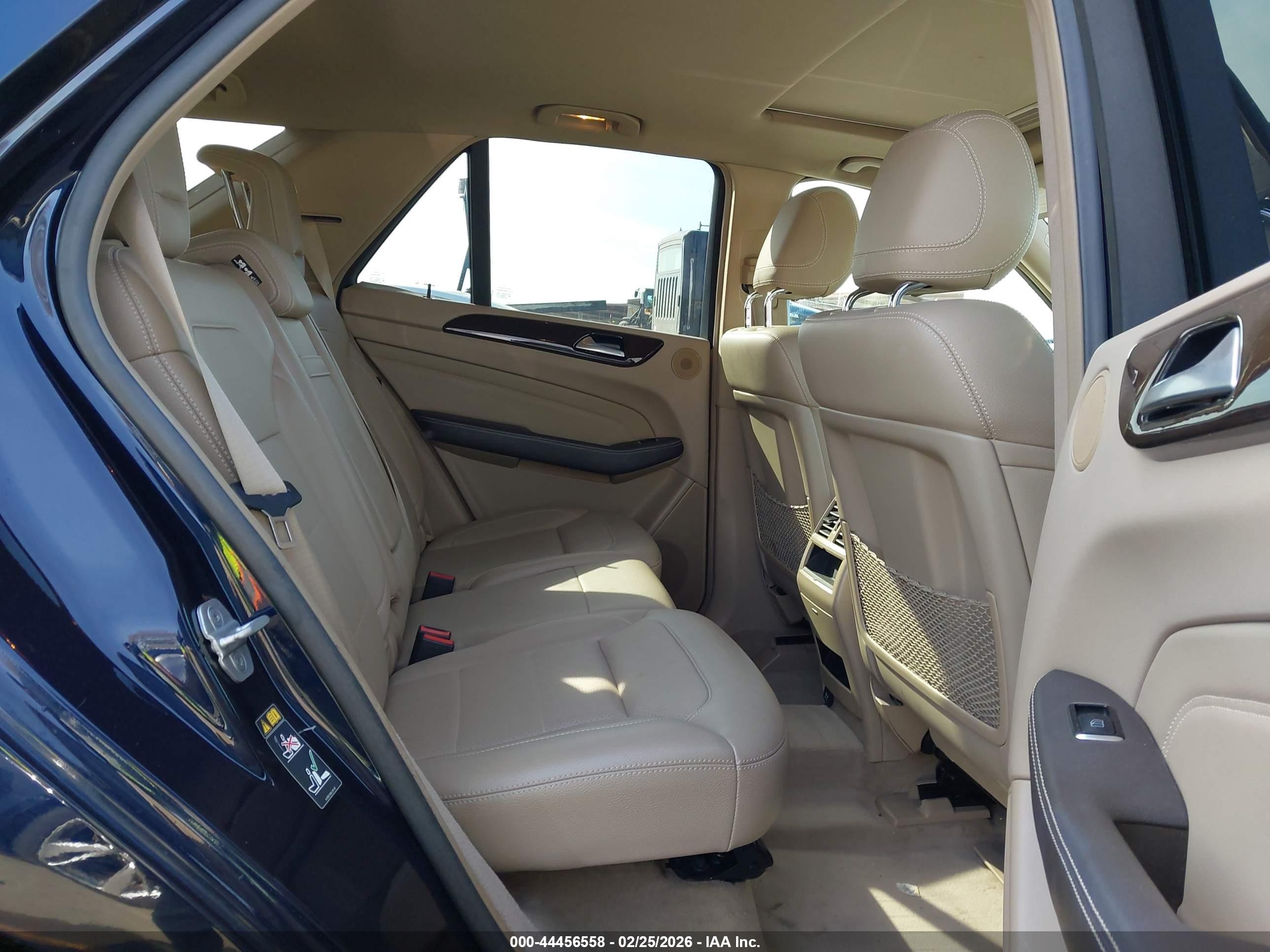 MERCEDES-BENZ ML image 8