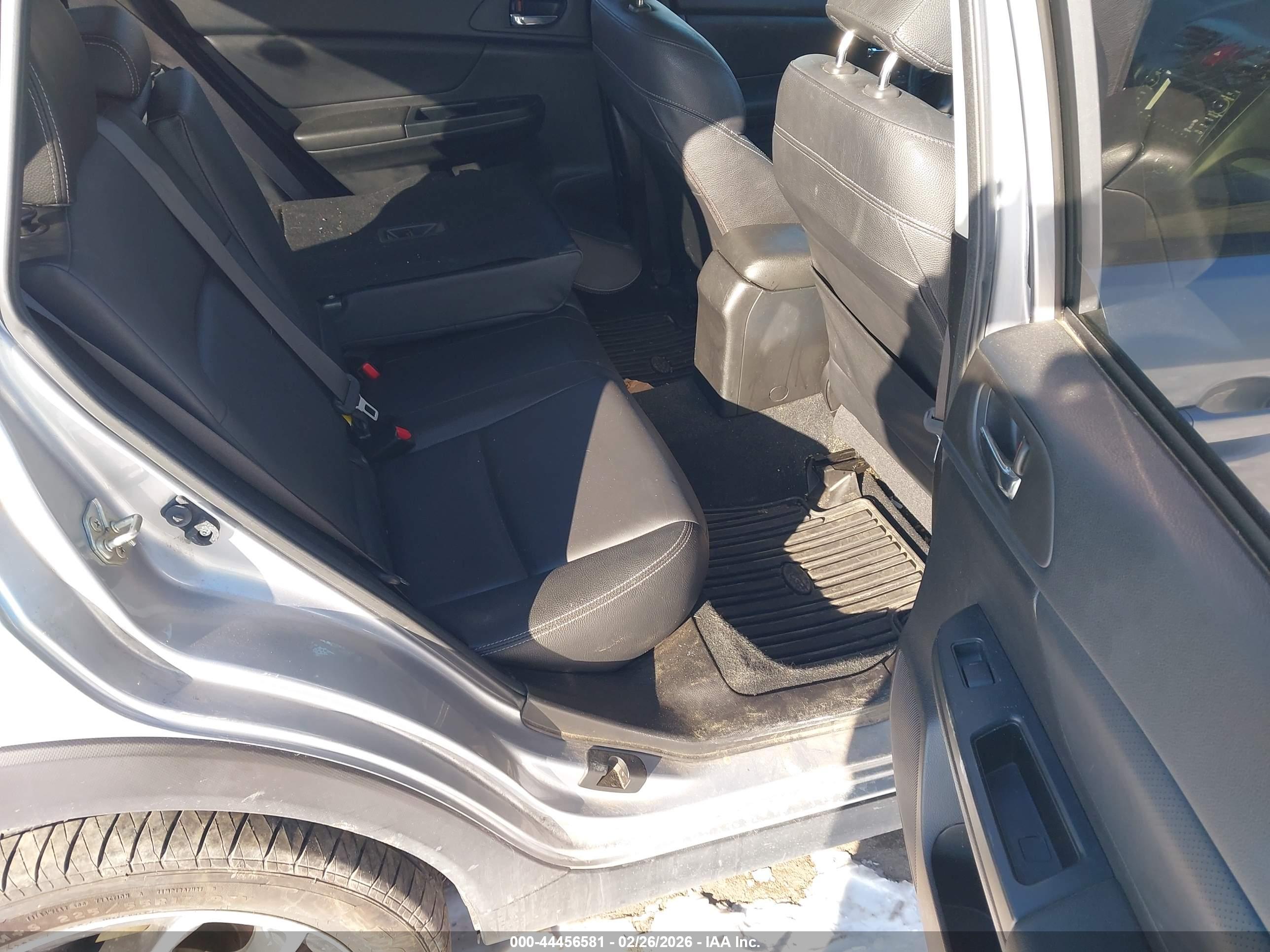 SUBARU XV image 8
