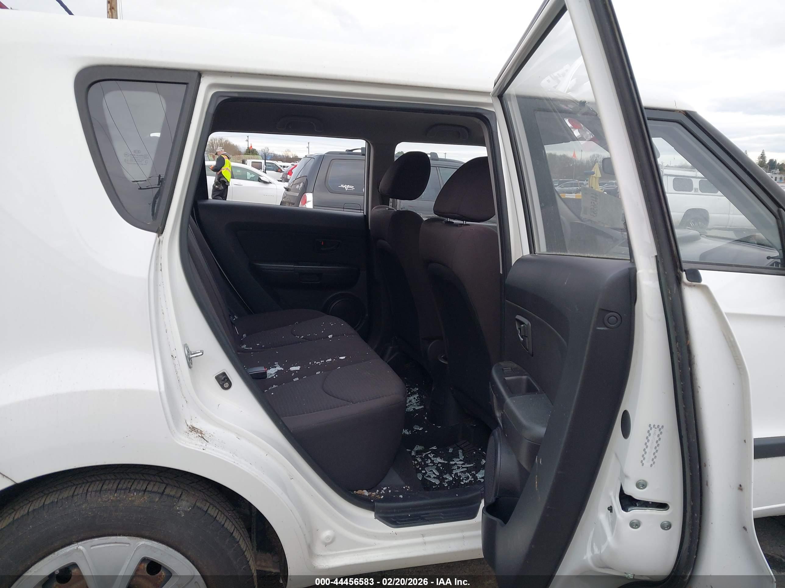 KIA SOUL image 8