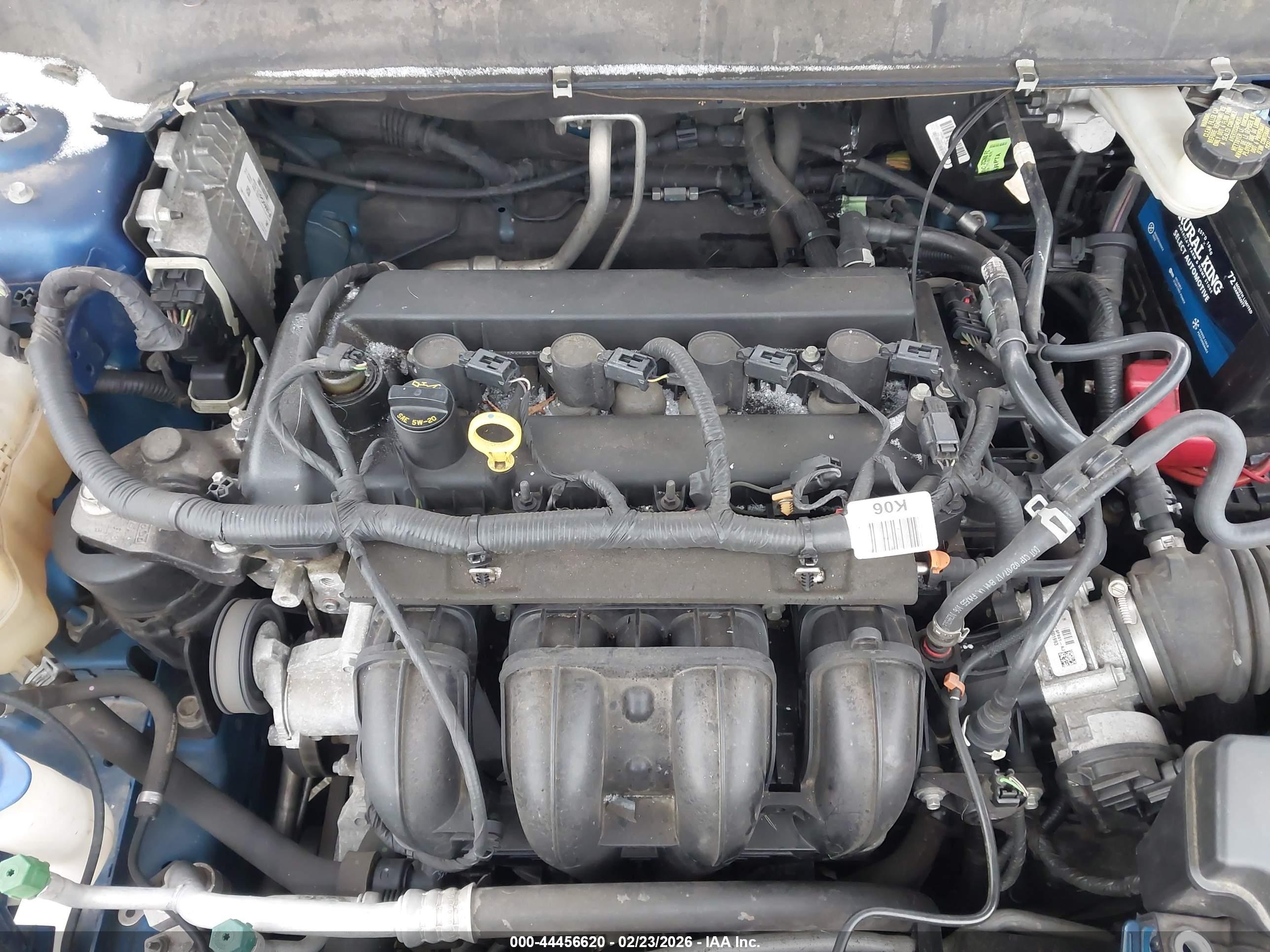 FORD FUSION image 10