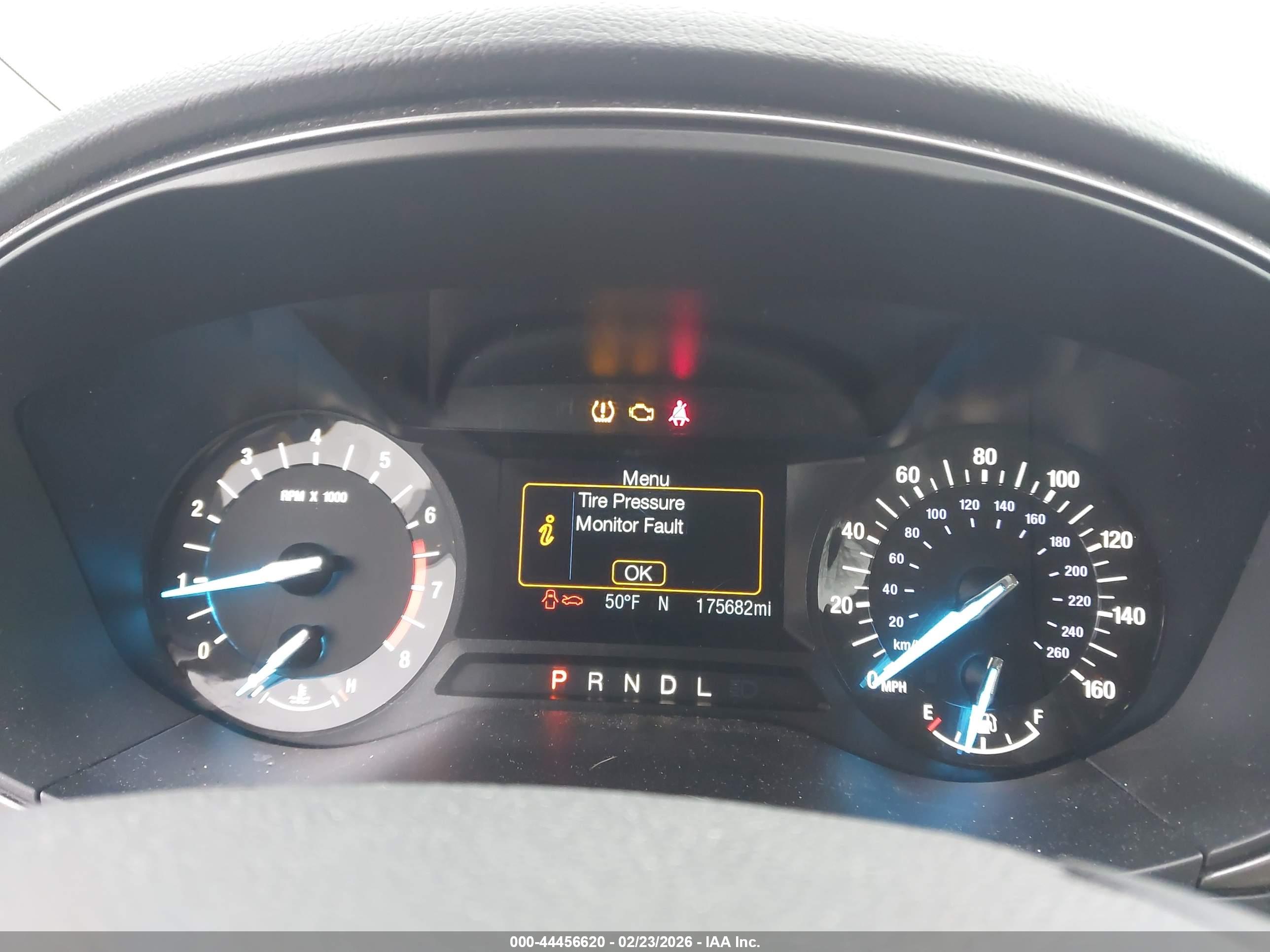 FORD FUSION image 7
