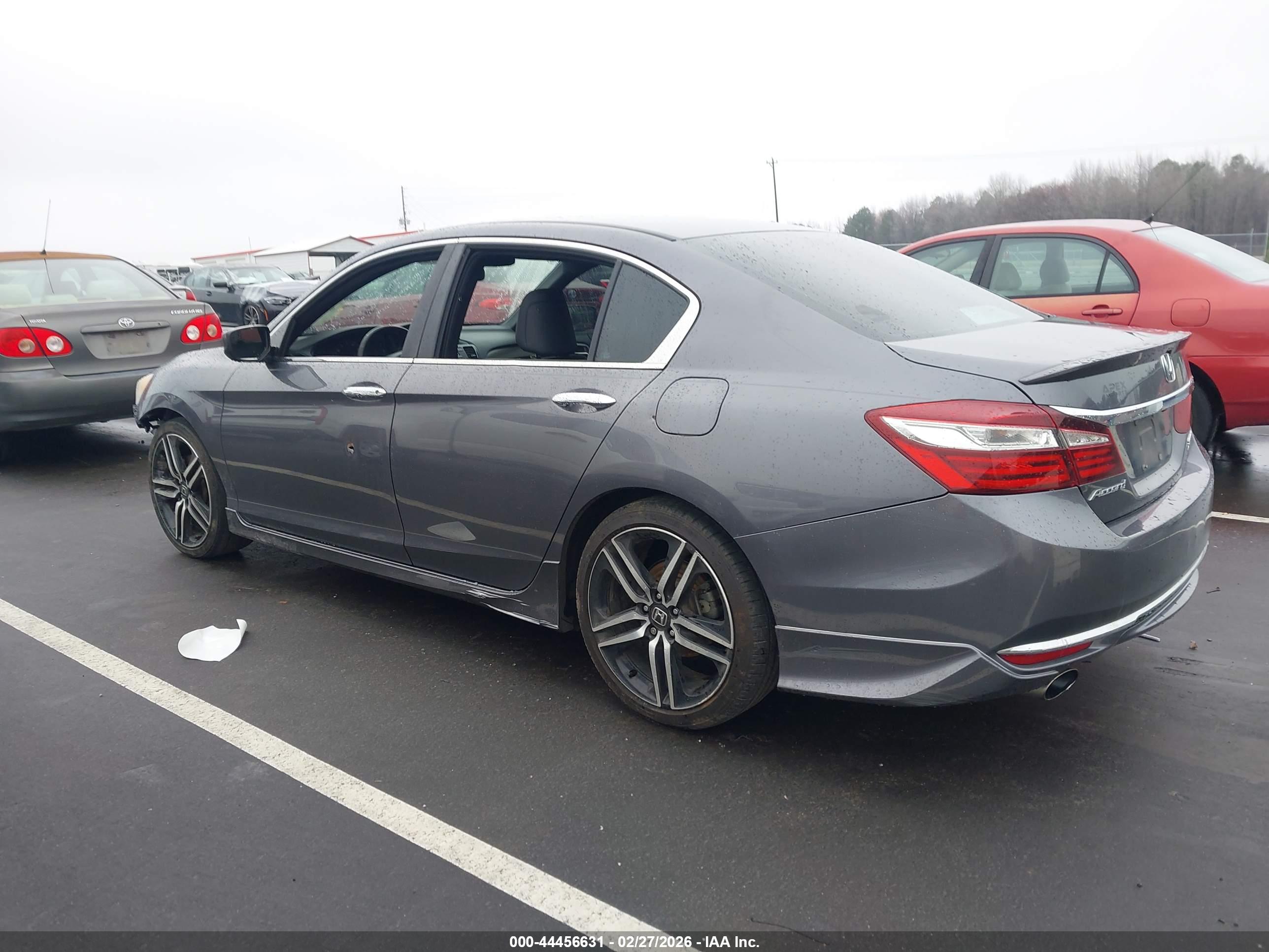 HONDA ACCORD image 3