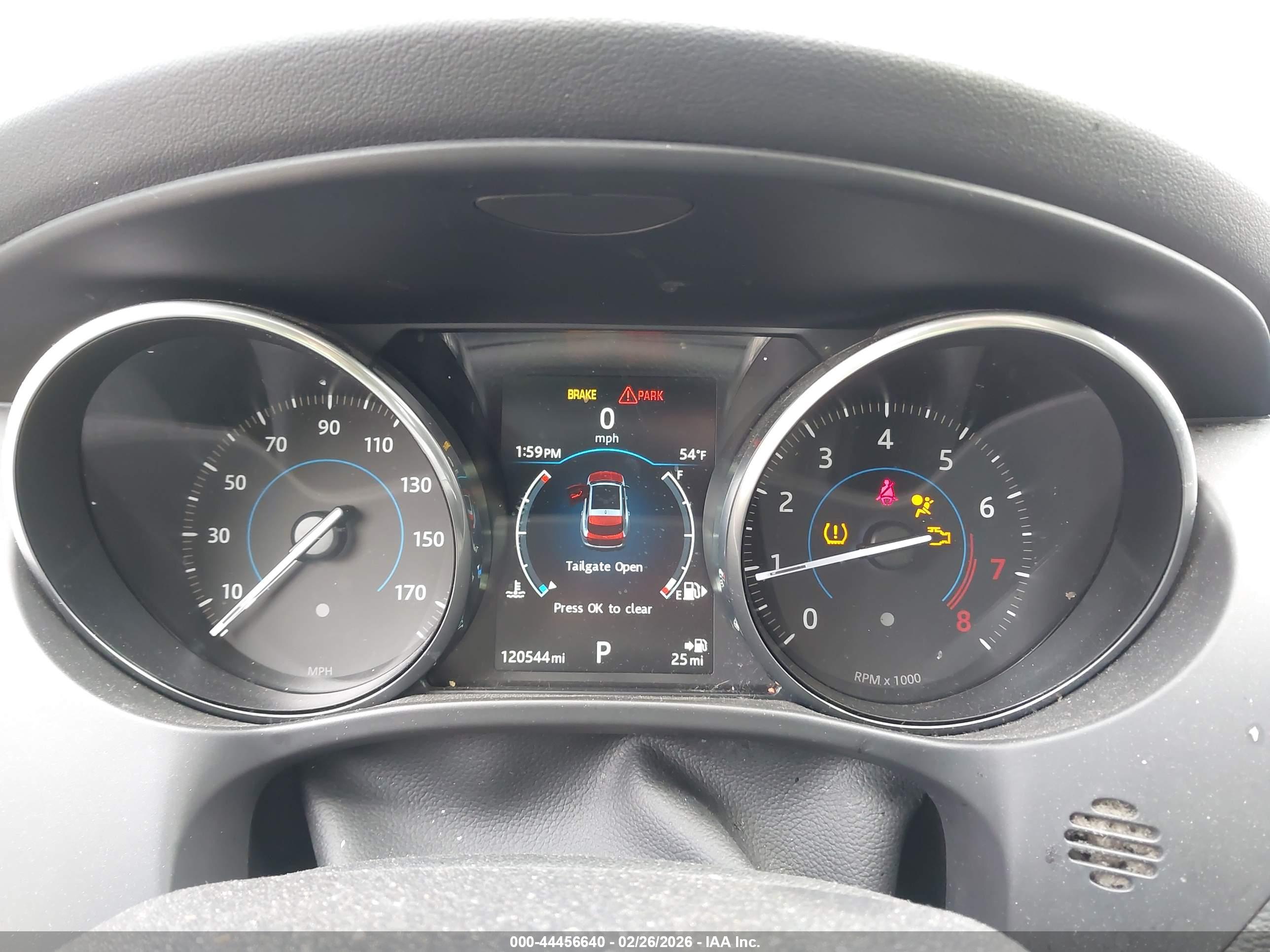 JAGUAR F-PACE image 7