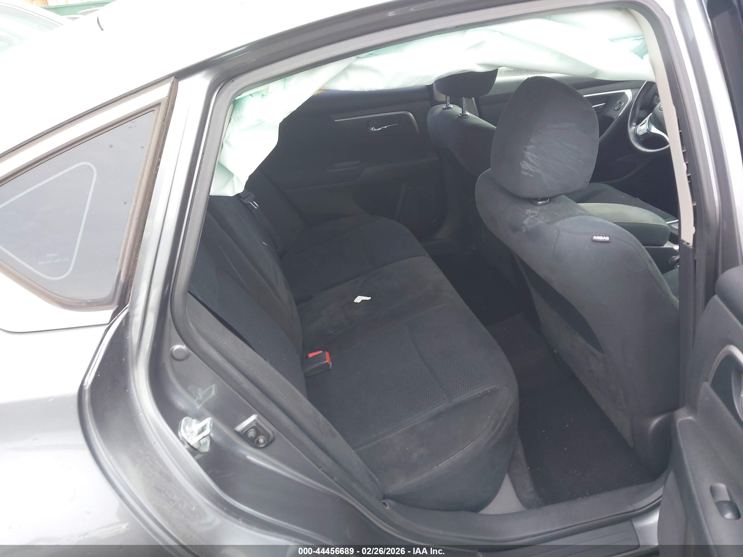 NISSAN ALTIMA image 8