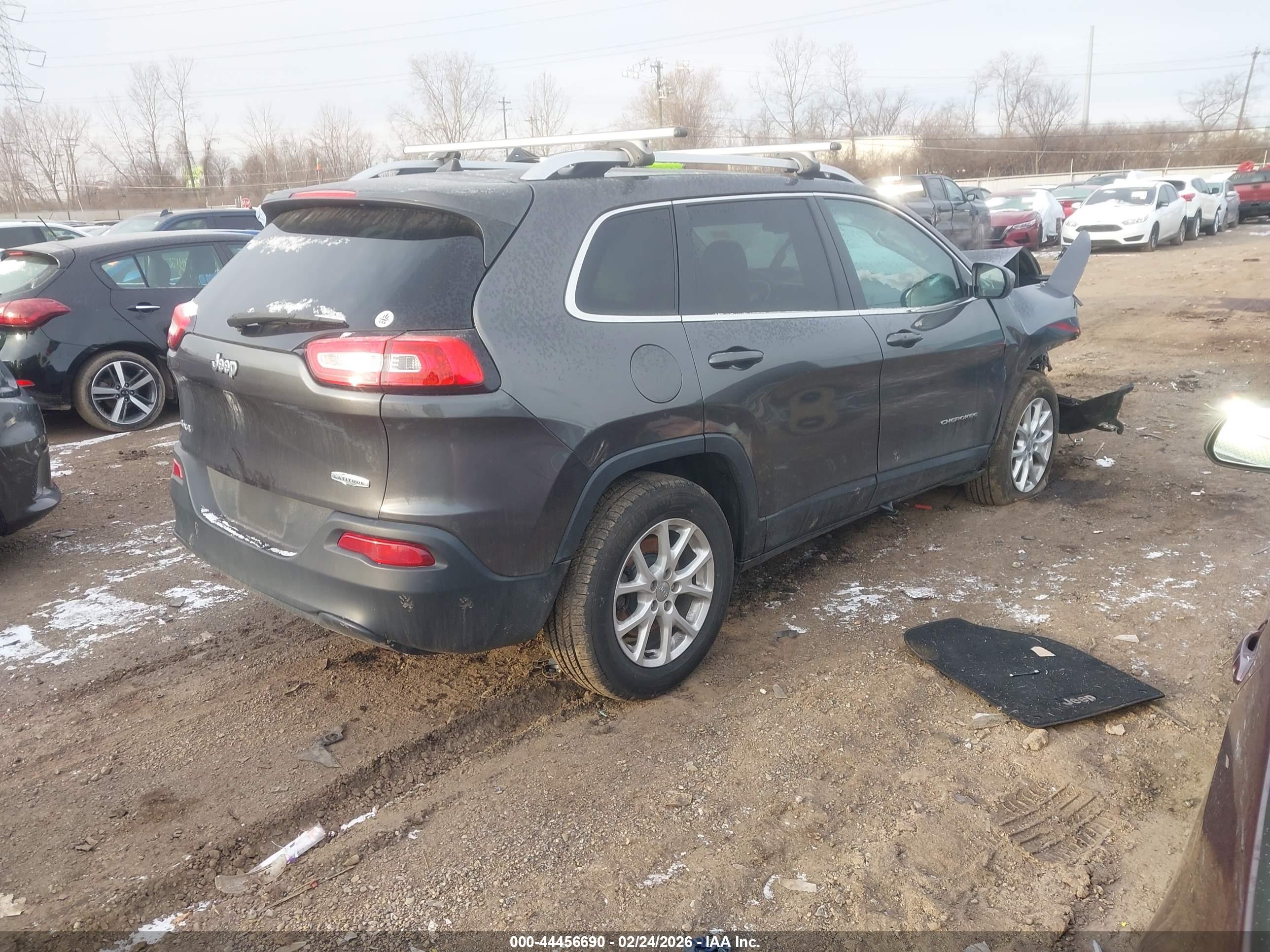 JEEP CHEROKEE image 4