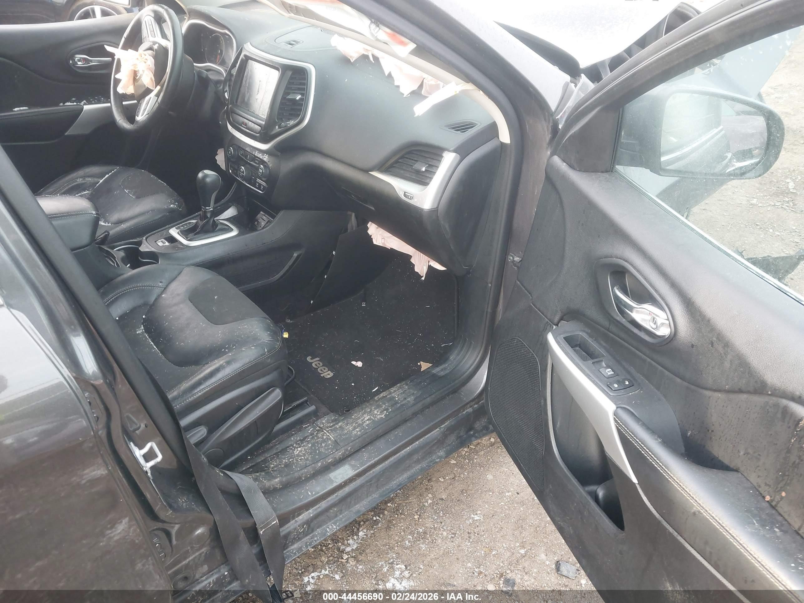 JEEP CHEROKEE image 5