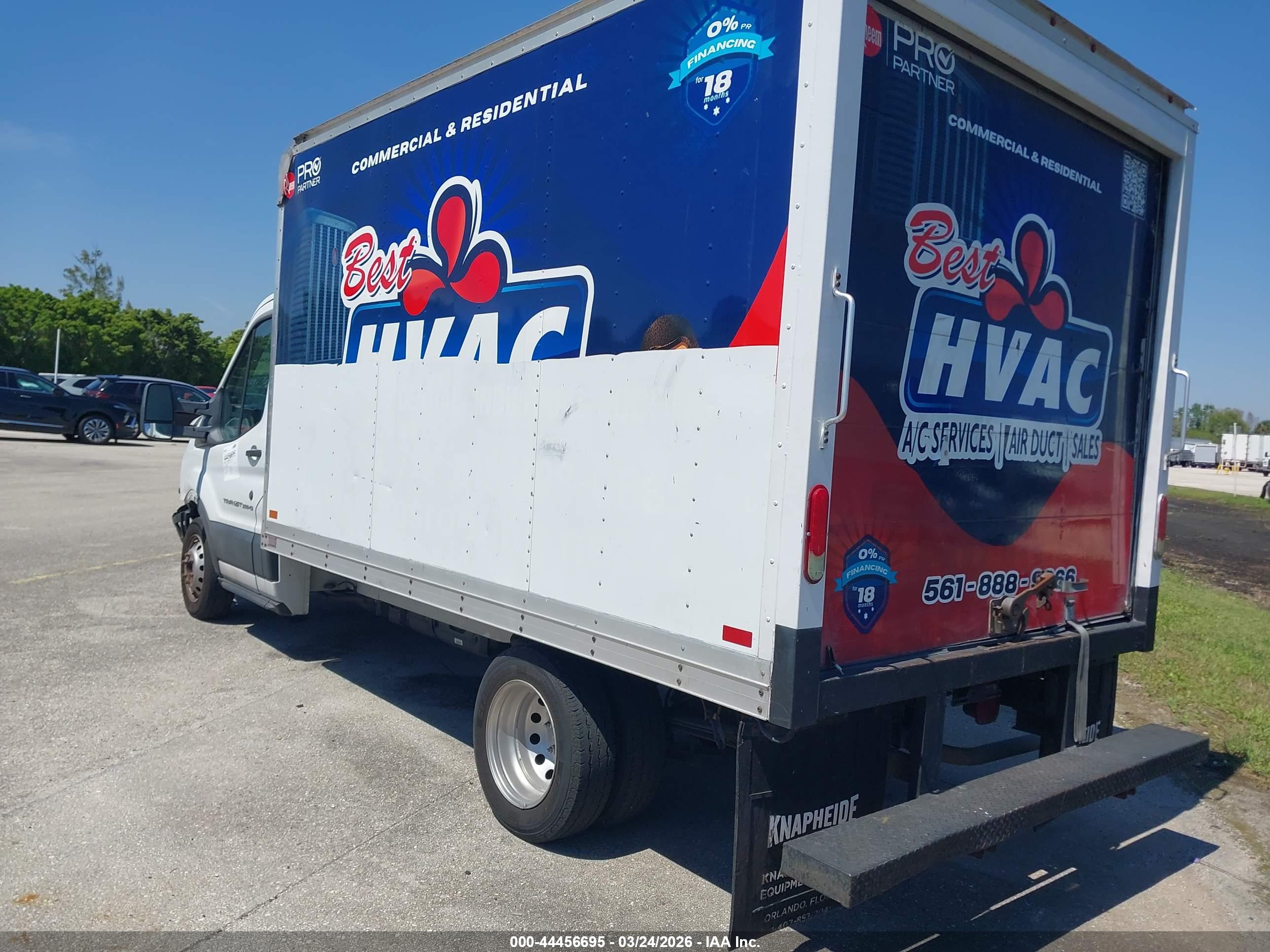 FORD TRANSIT-350 image 3
