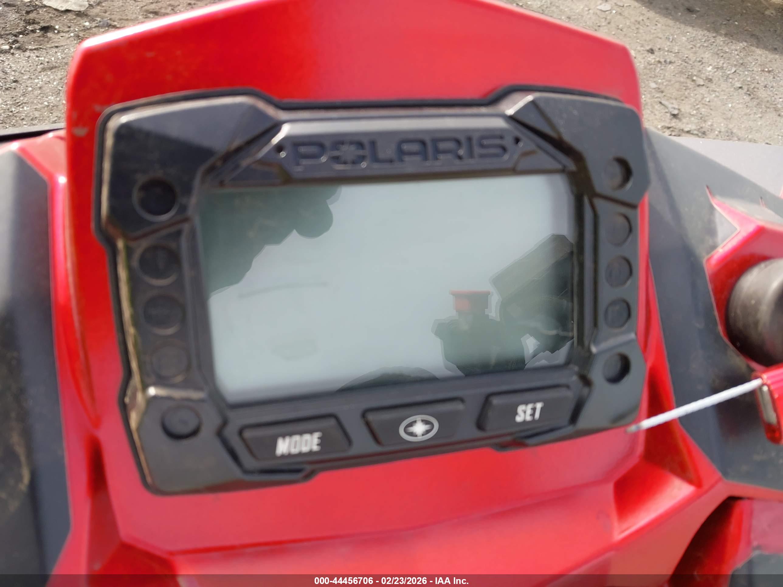 POLARIS 850 image 7
