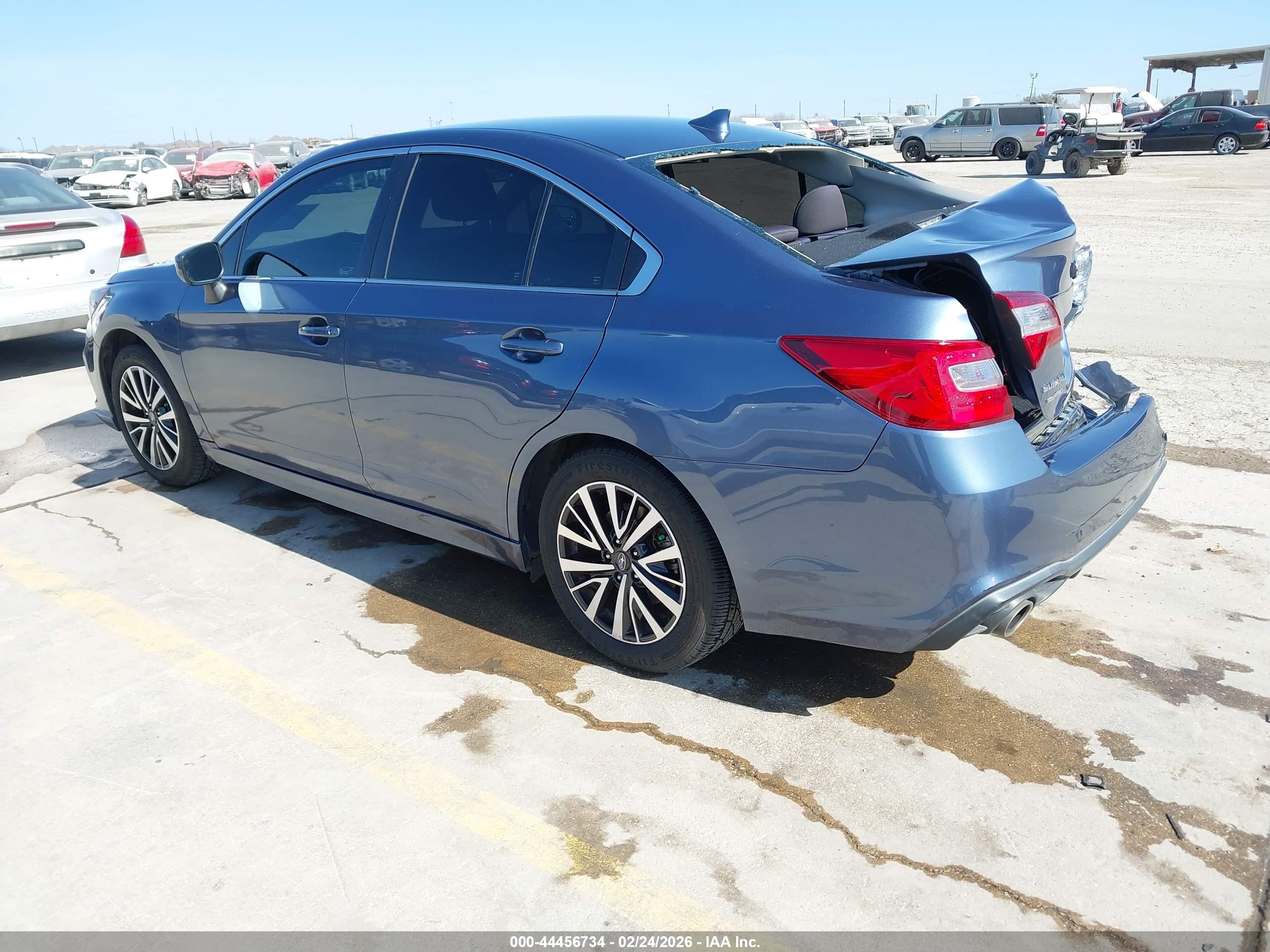 SUBARU LEGACY image 3