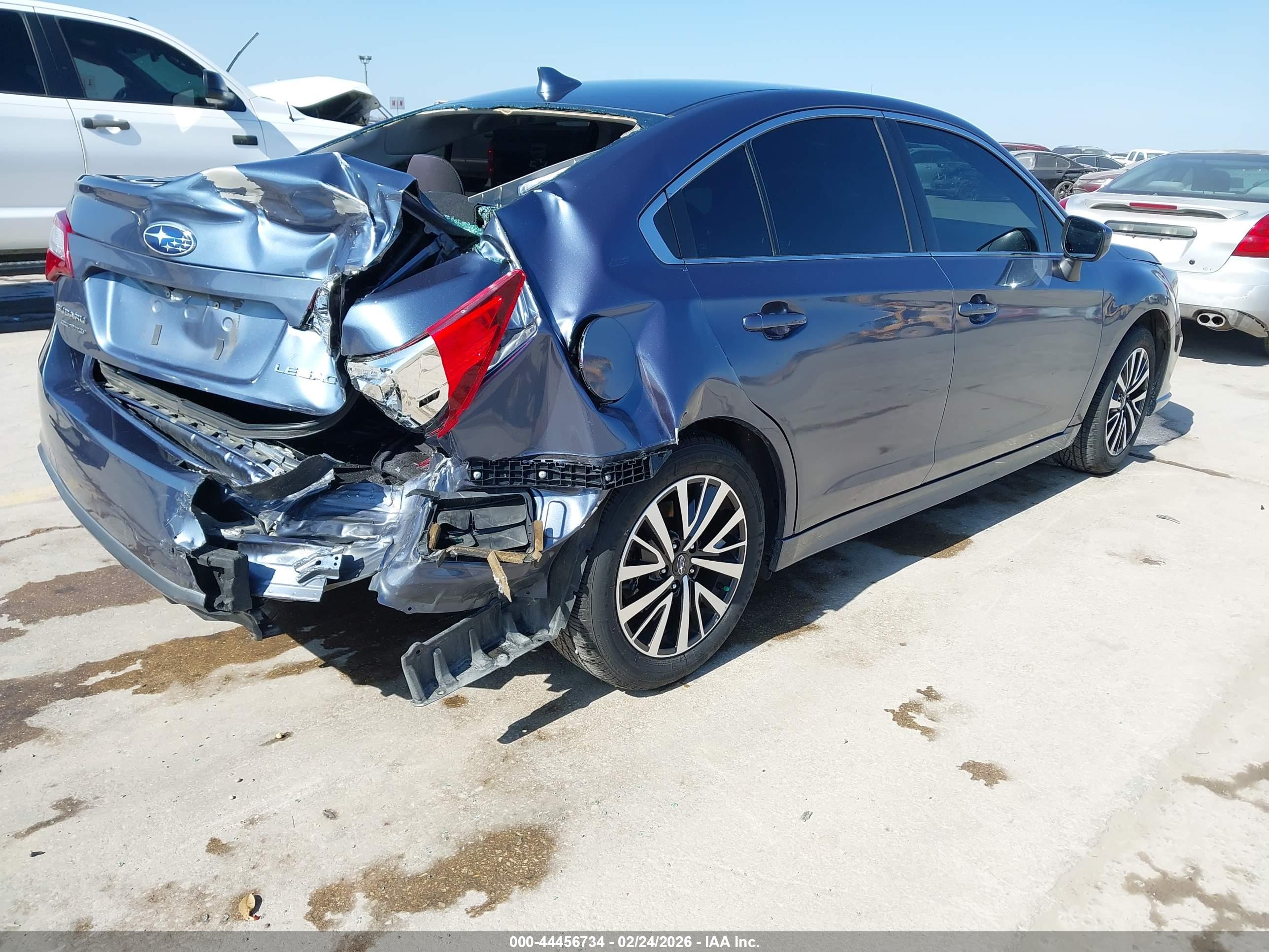 SUBARU LEGACY image 4