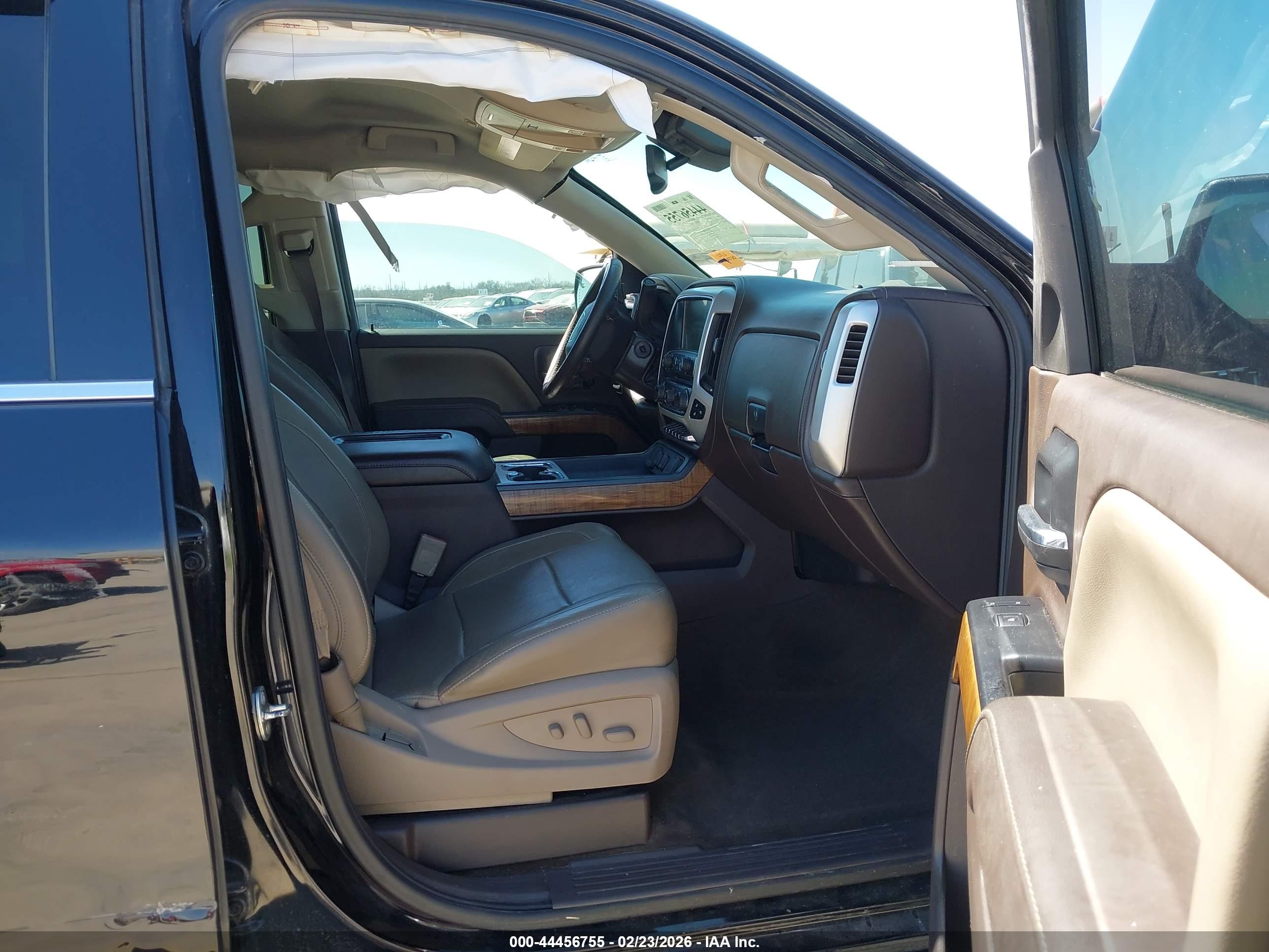 GMC SIERRA image 5