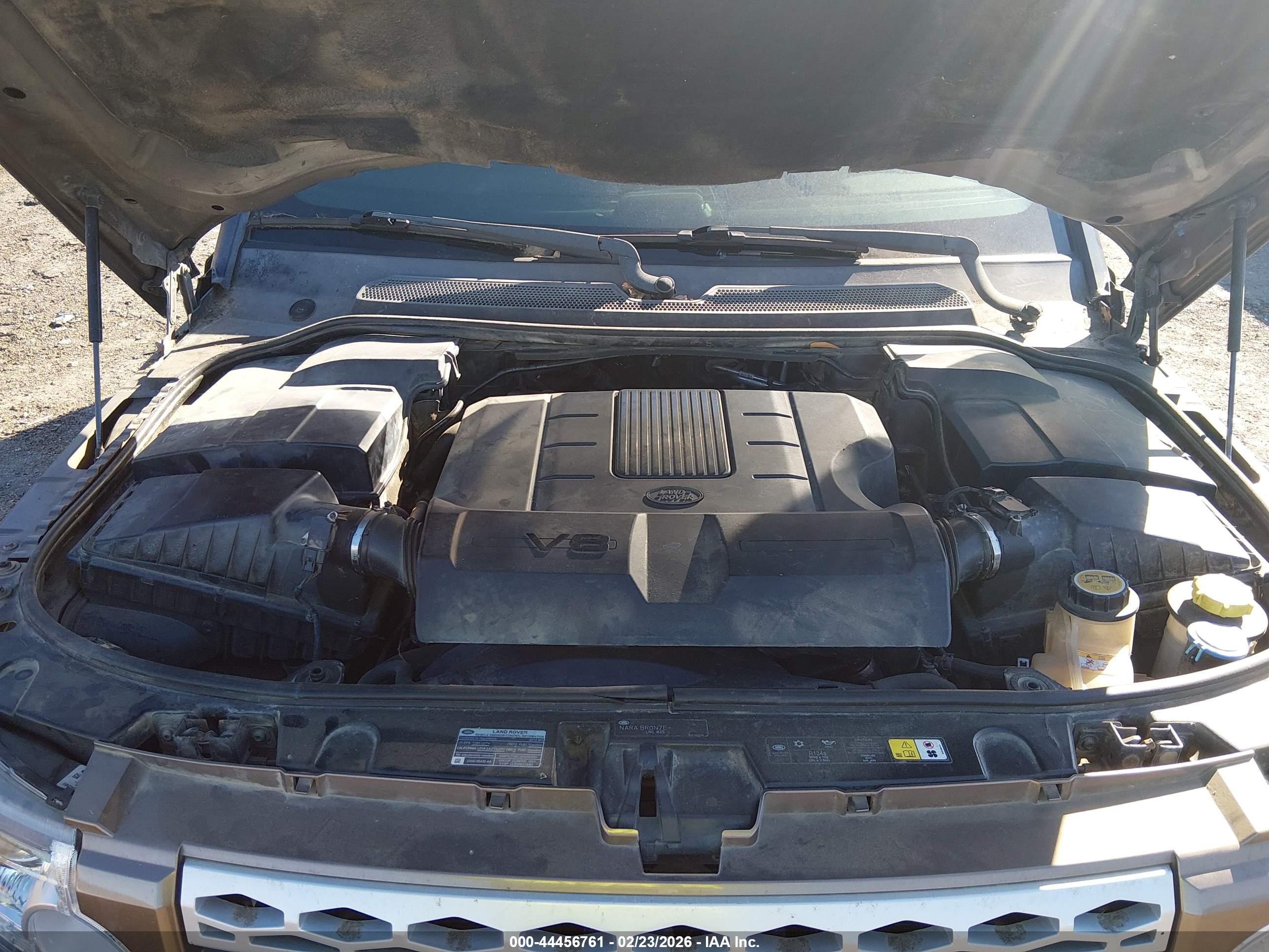 LAND ROVER image 10