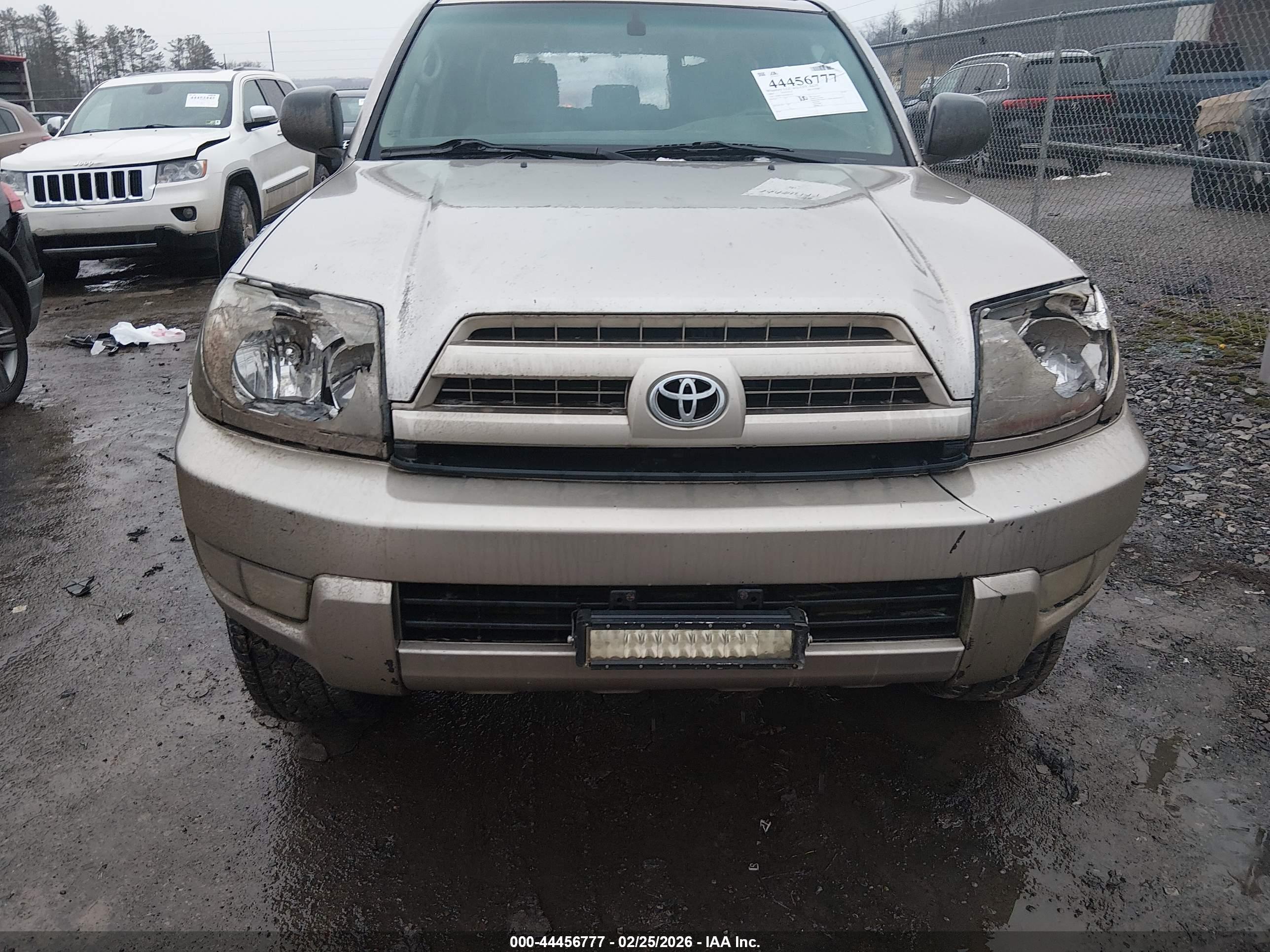 TOYOTA 4RUNNER image 6