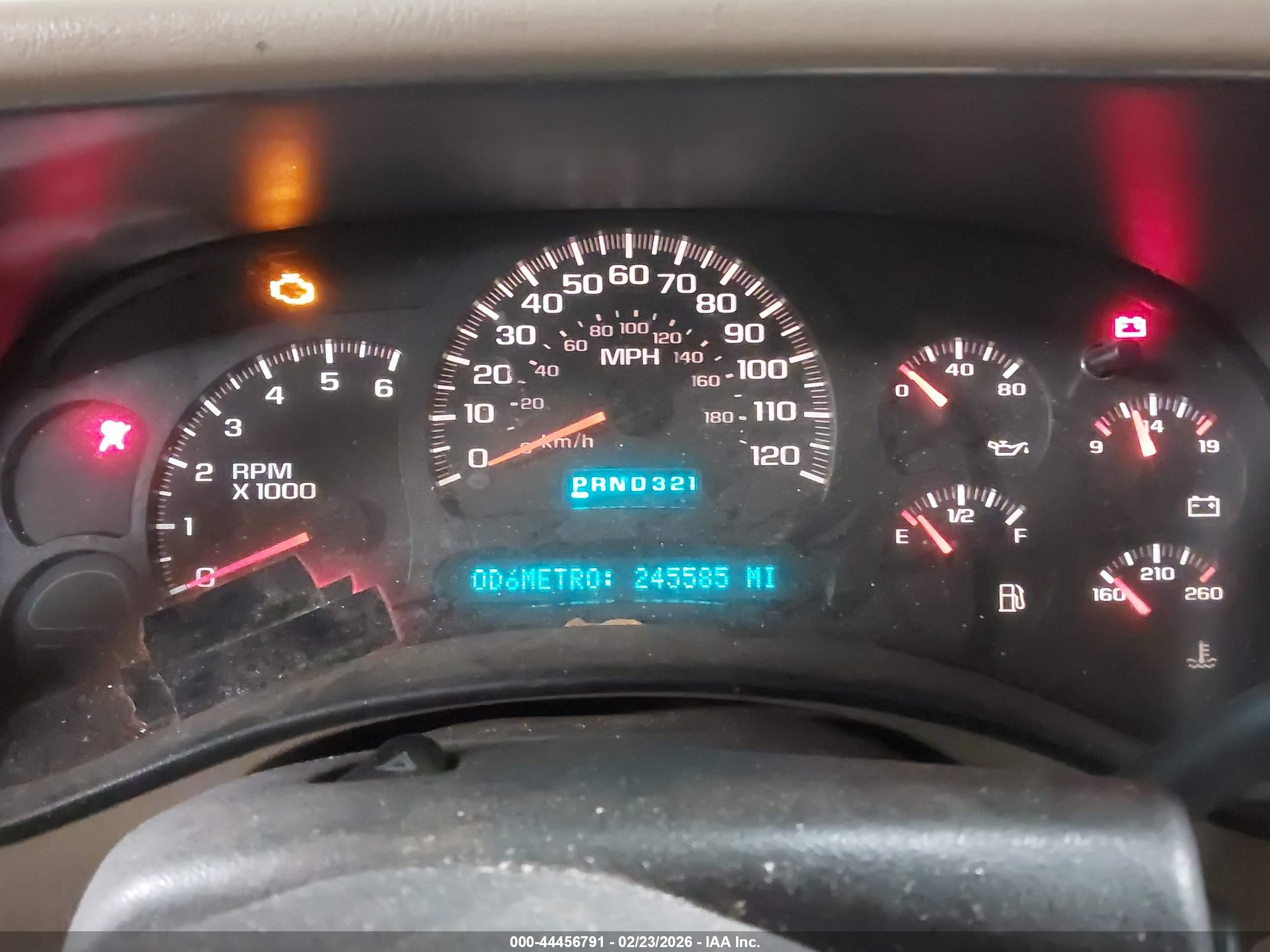 CHEVROLET SILVERADO image 7
