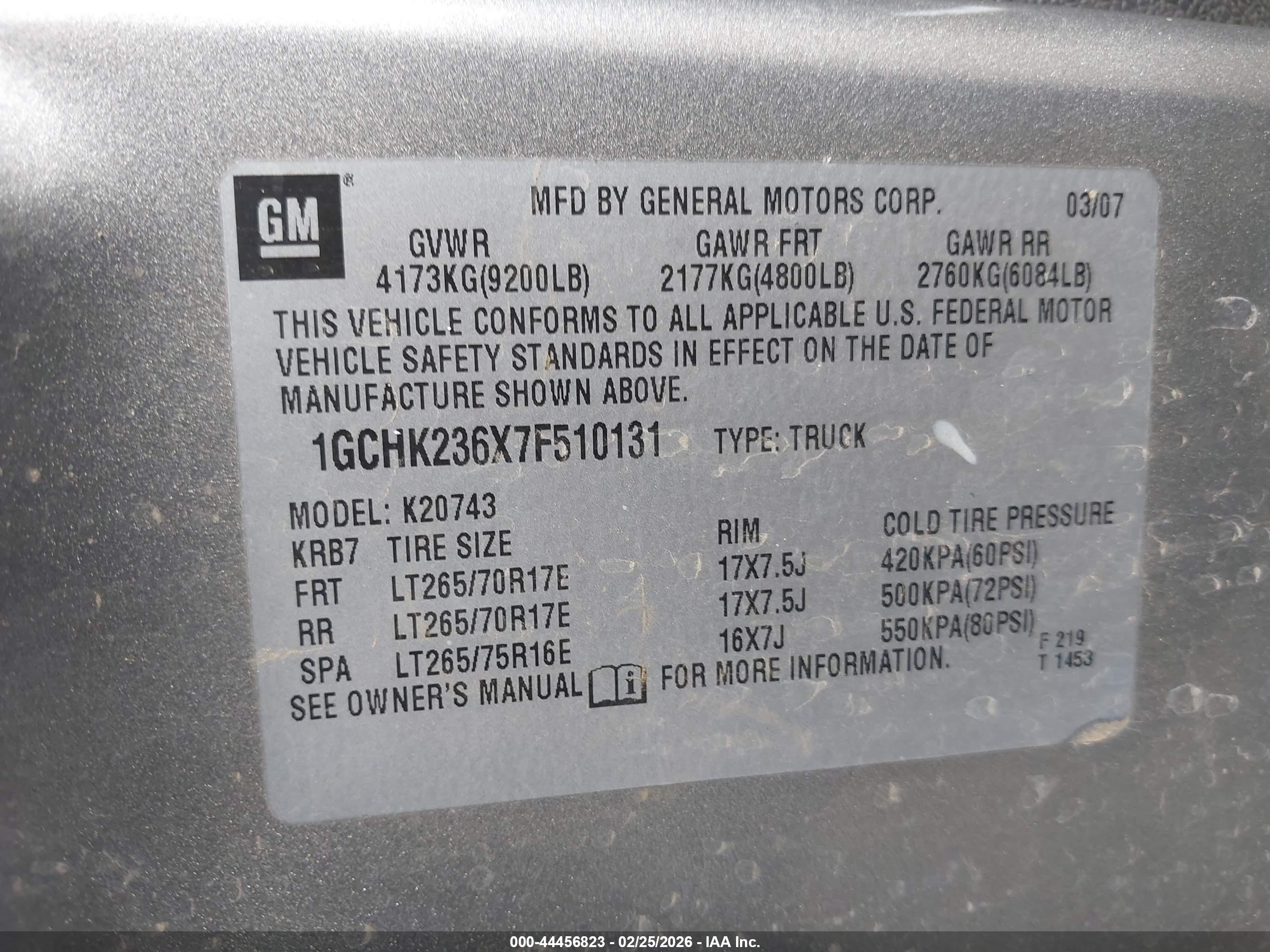 CHEVROLET SILVERADO image 9