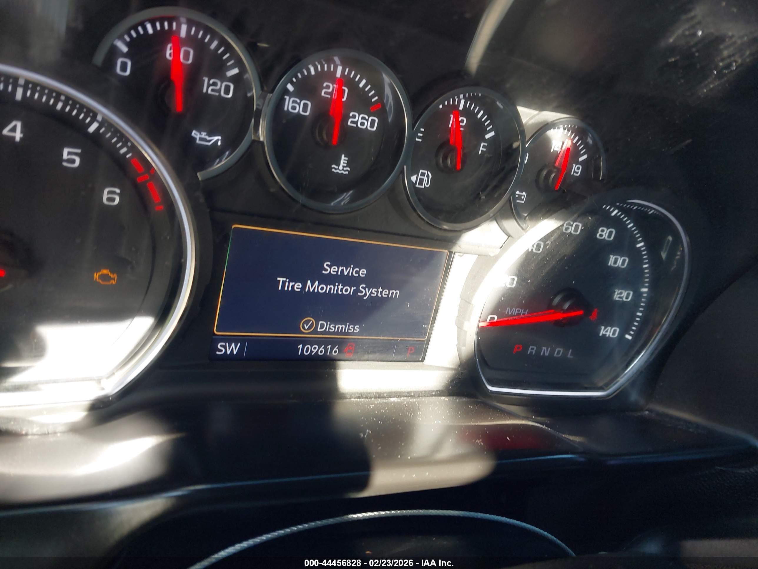CHEVROLET SILVERADO image 7