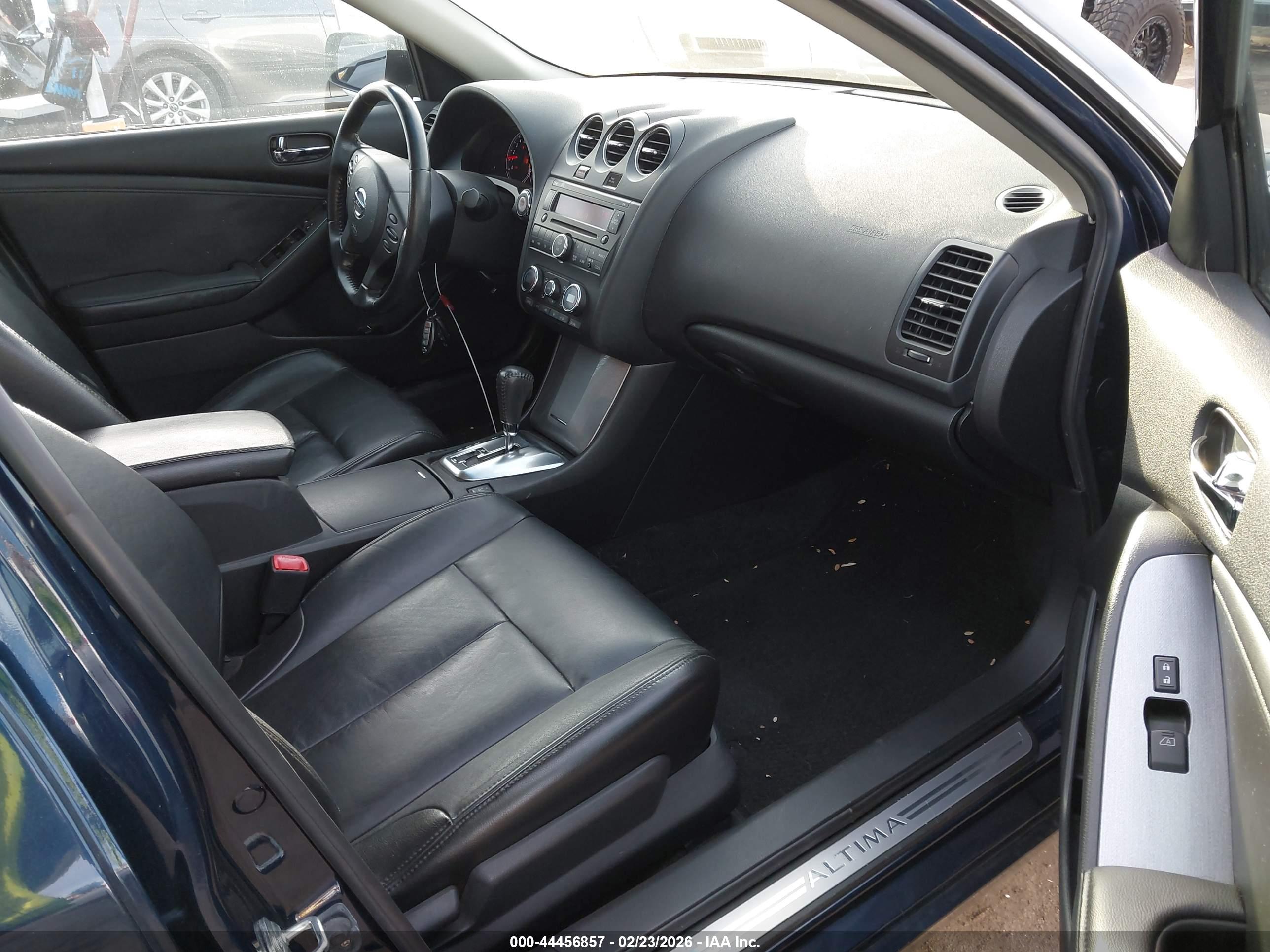 NISSAN ALTIMA image 5