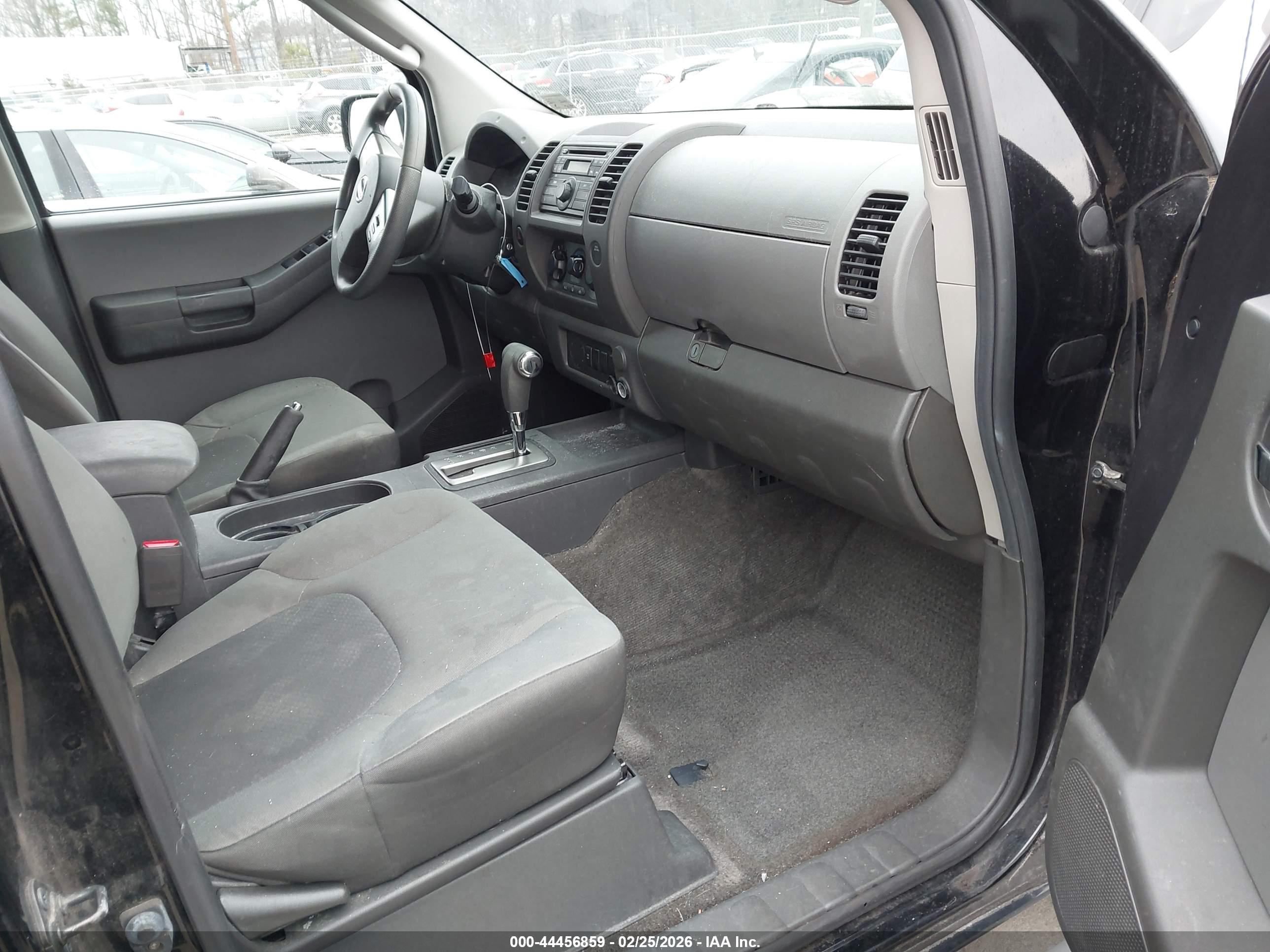 NISSAN XTERRA image 5